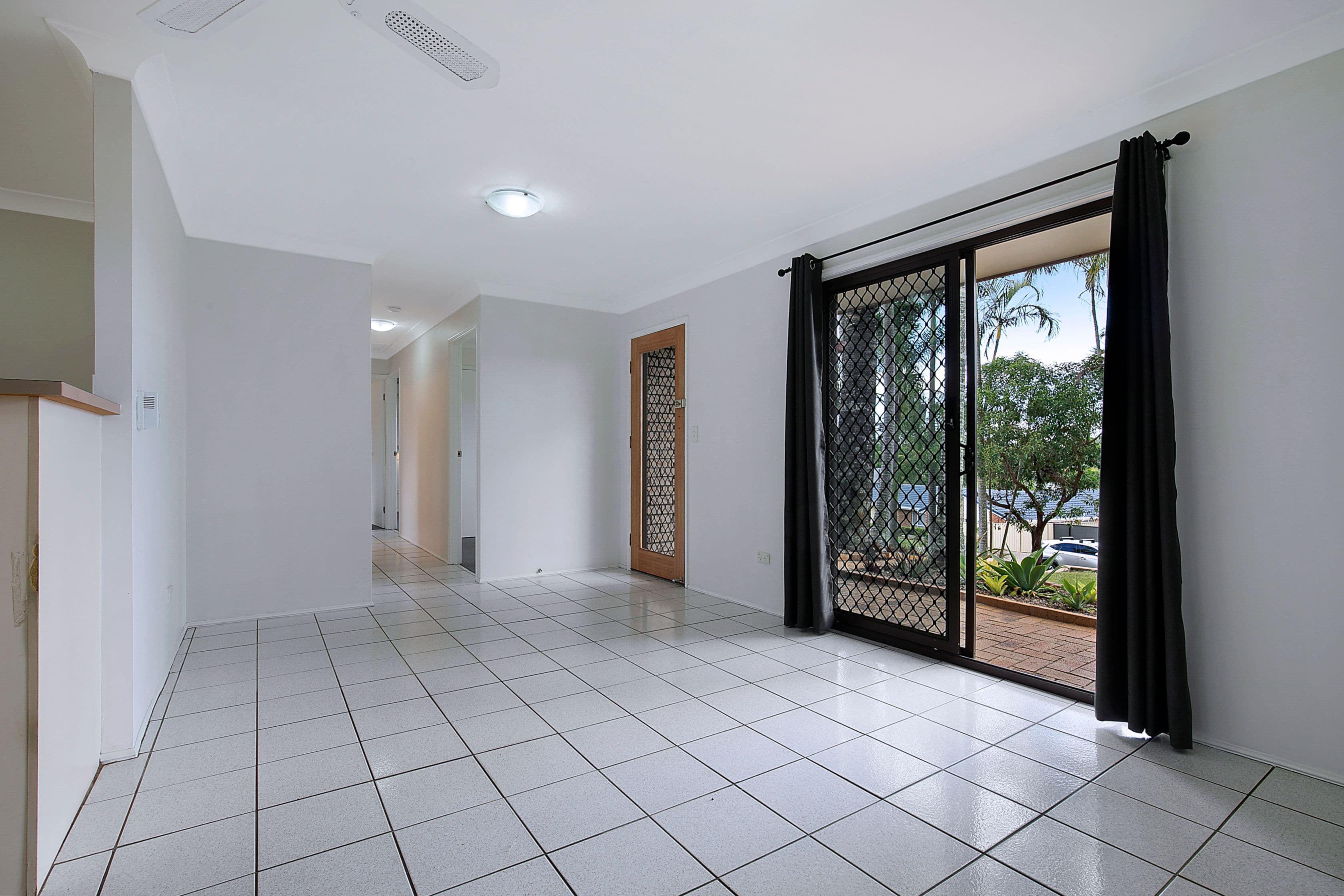 25 Ferndown Street, Alexandra Hills QLD 4161, Alexandra Hills - Thumbnail 4