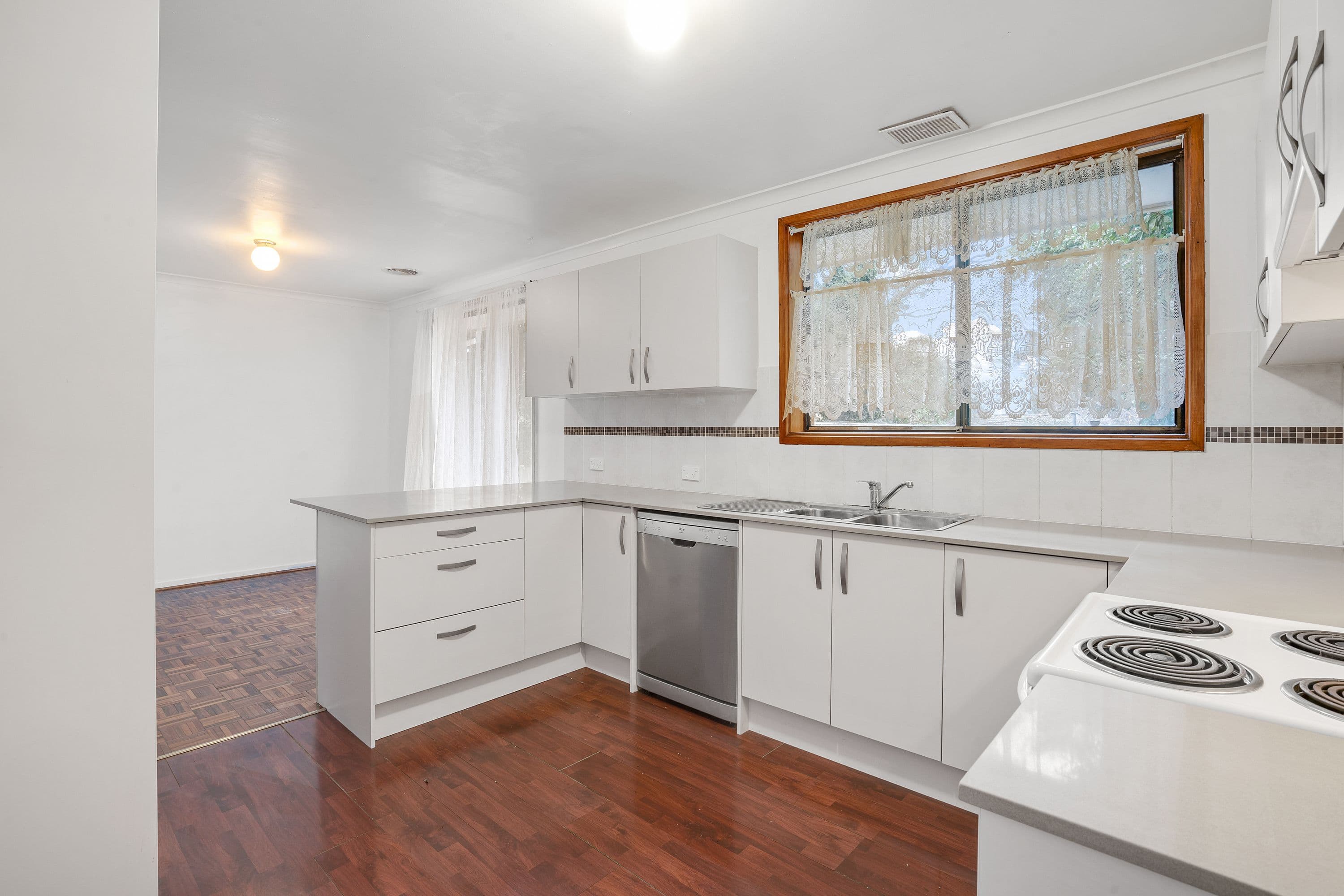 32 Beaurepaire Crescent, Holt ACT 2615, Holt - Thumbnail 7