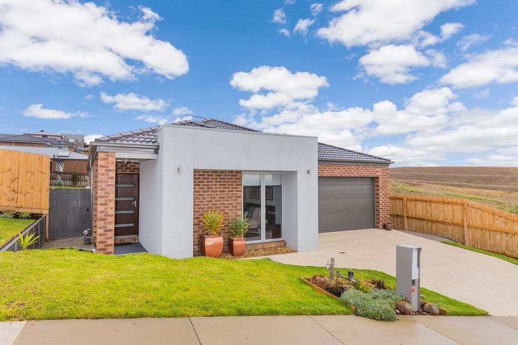 5 Floreat Avenue, Highton VIC 3216, Highton - Thumbnail 5