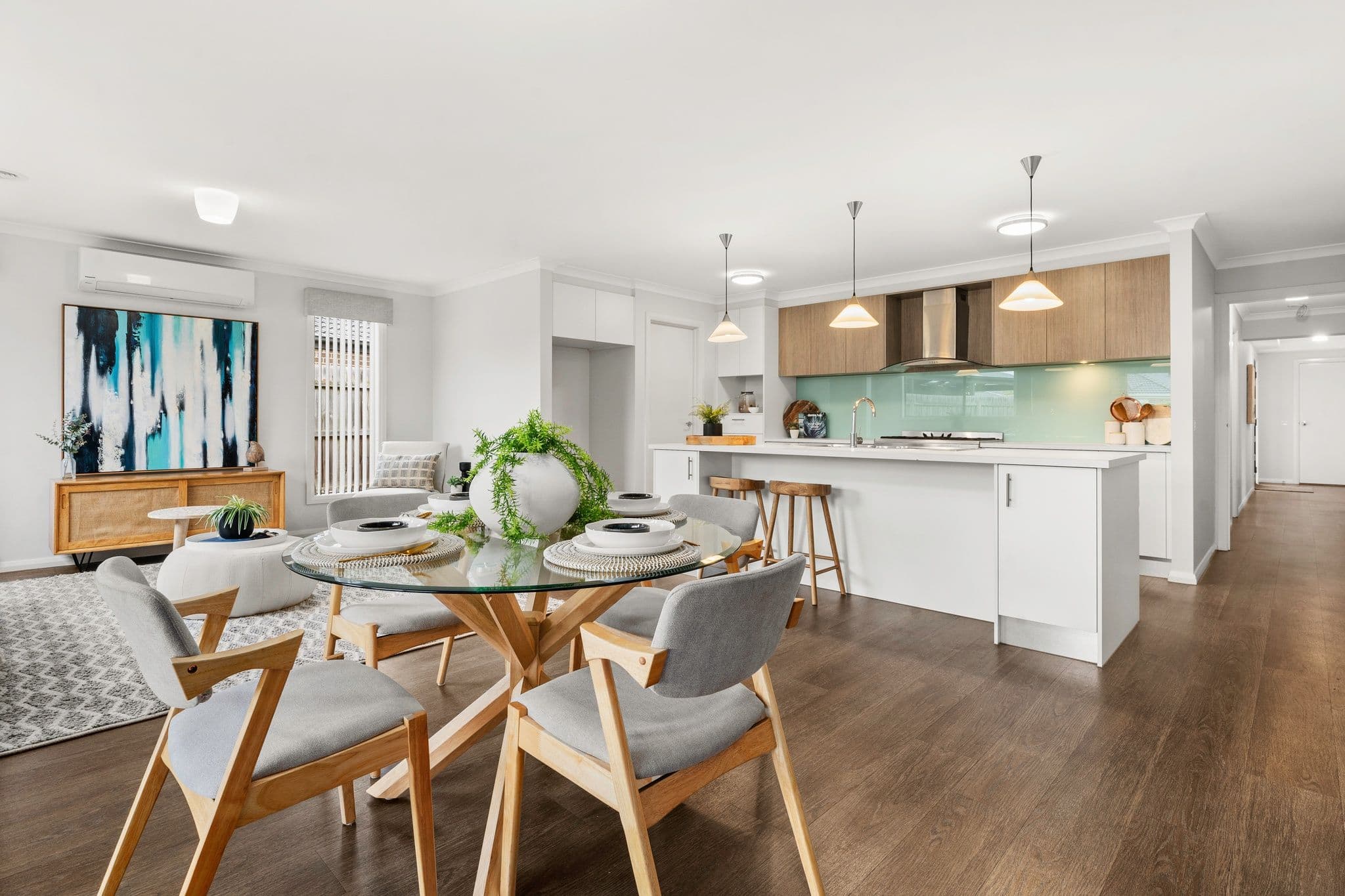 6 Pipit Close, Pakenham VIC 3810, Pakenham - Thumbnail 2