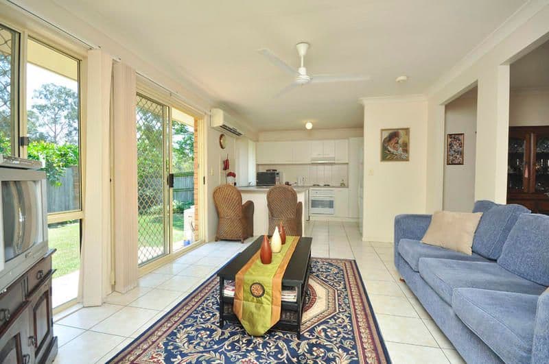8 Wimbledon Circuit, CARSELDINE QLD 4034, Carseldine - Thumbnail 4