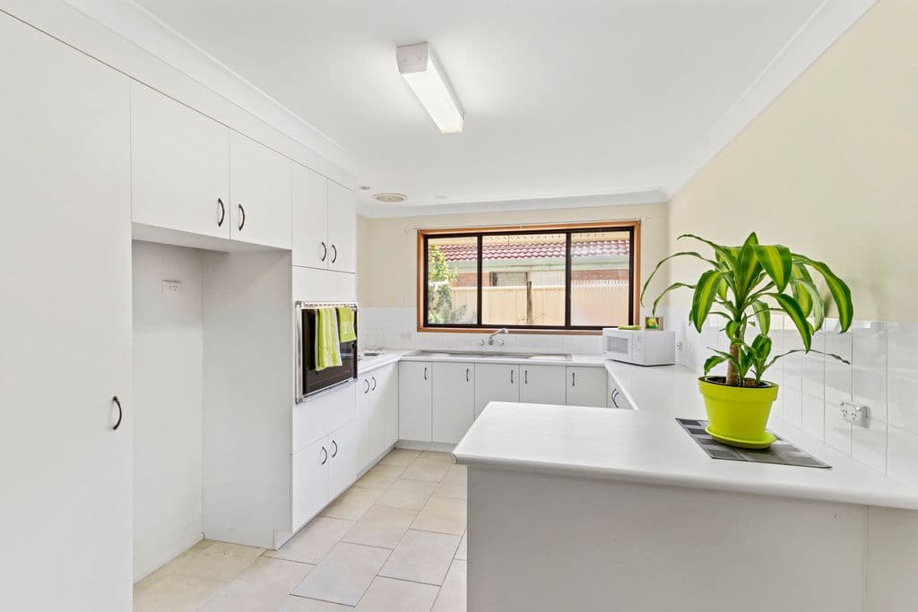 67 K P McGrath Drive, Elanora QLD 4221, Elanora - Thumbnail 3