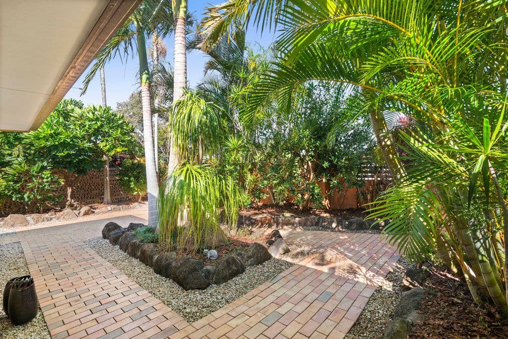 67 K P McGrath Drive, Elanora QLD 4221, Elanora - Thumbnail 5