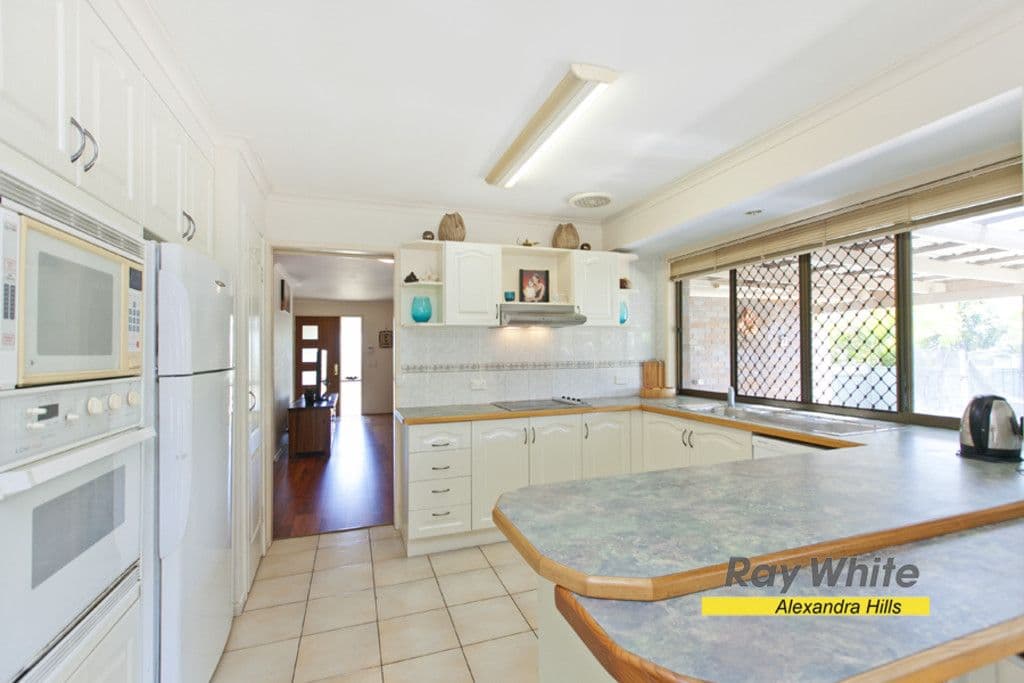 10 Ferndown Street, ALEXANDRA HILLS QLD 4161, Alexandra Hills - Thumbnail 3