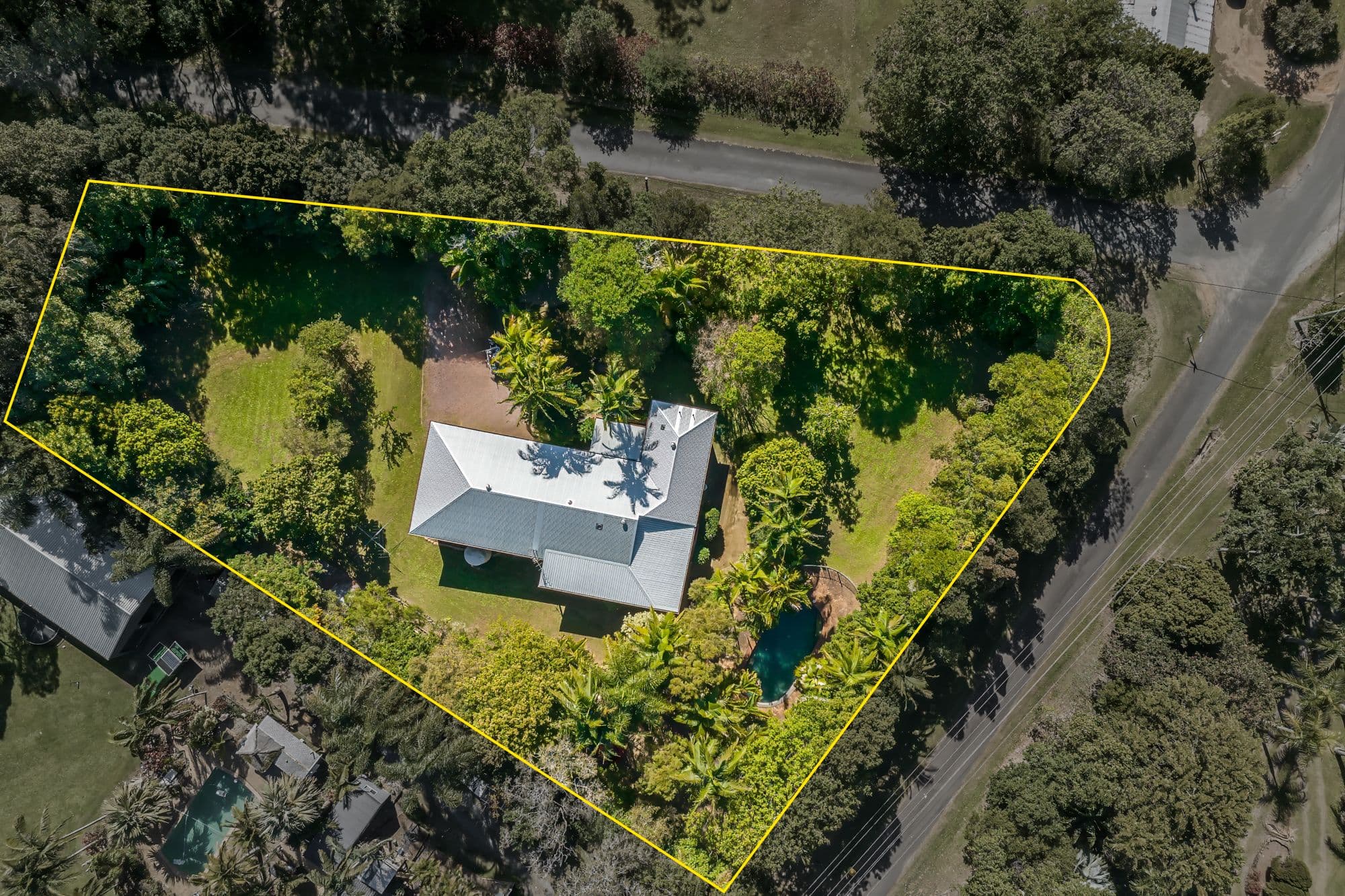 8 Rovera Road, Glass House Mountains QLD 4518, Glass House Mountains - Image 1
