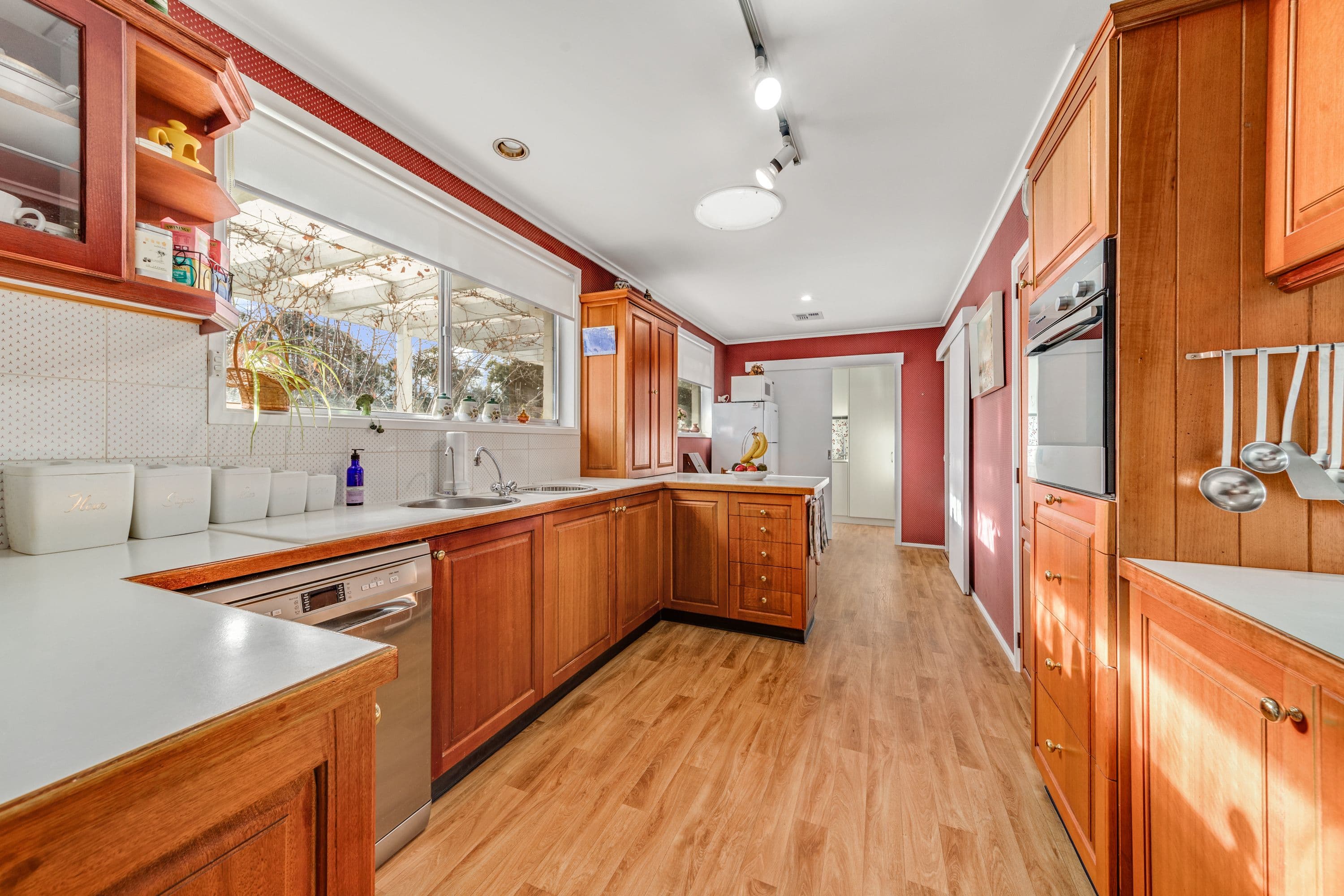 3 Spafford Crescent, Farrer ACT 2607, Farrer - Thumbnail 4