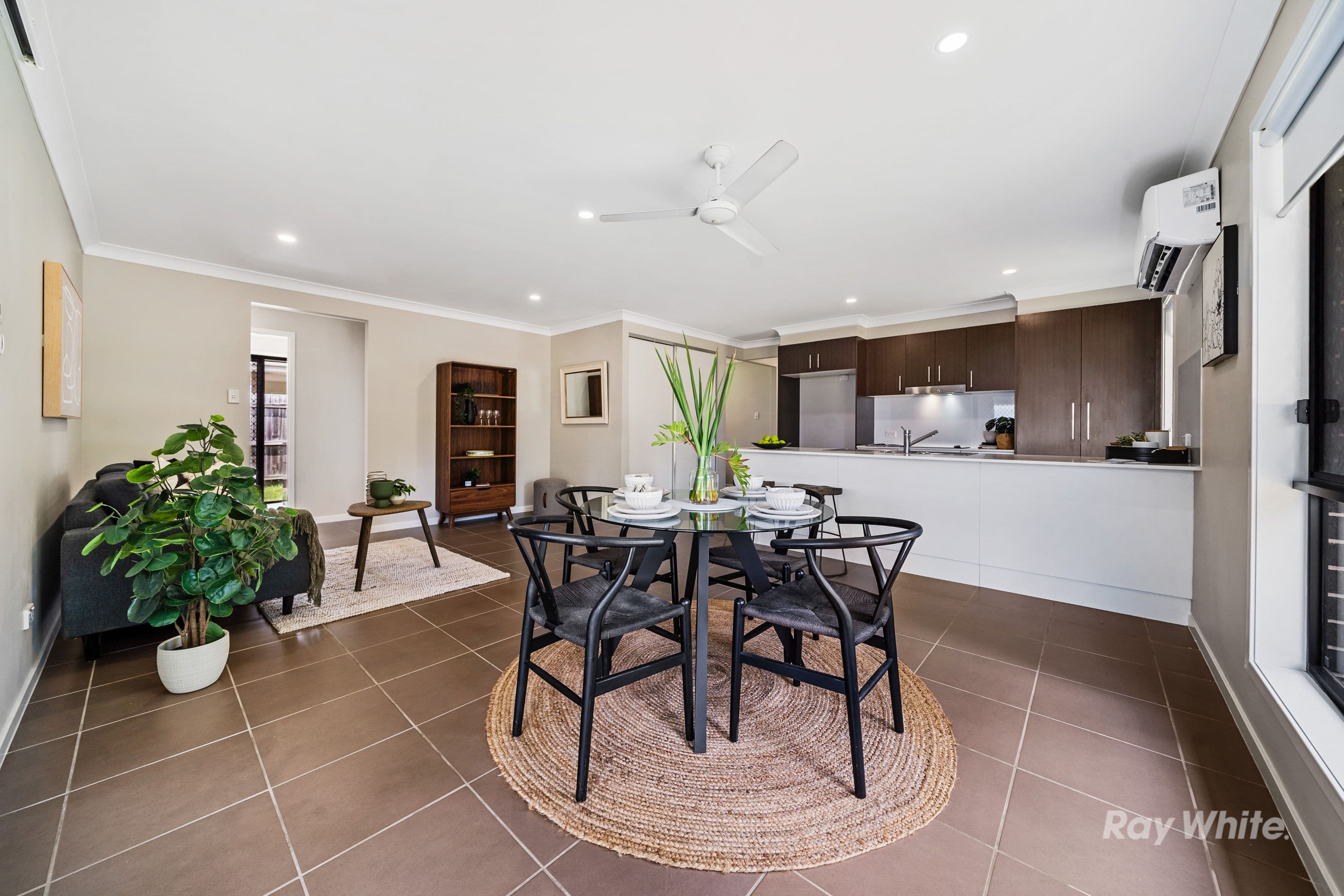 37 Daybreak Street, Yarrabilba QLD 4207, Yarrabilba - Thumbnail 2