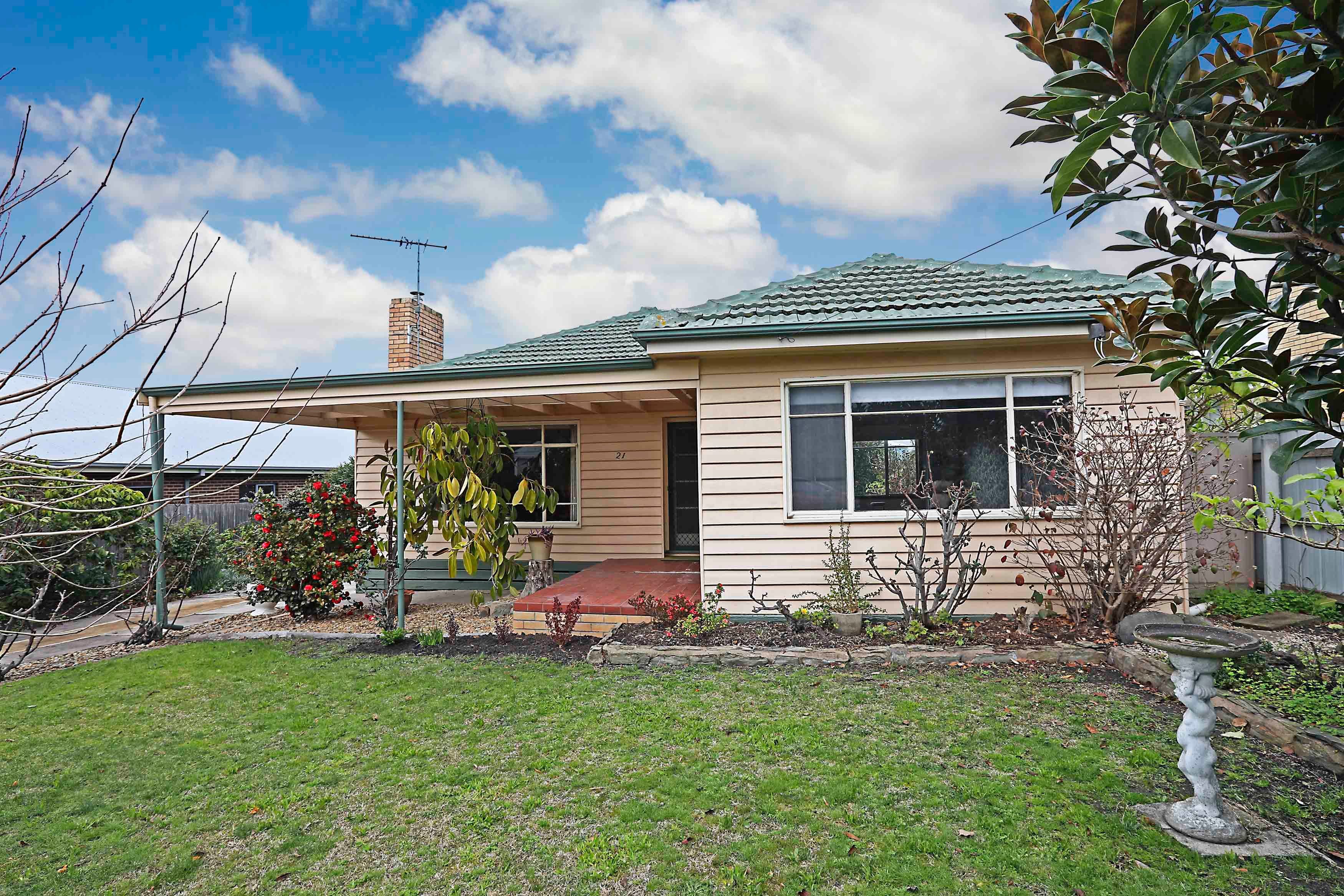 21 Davis Street, Belmont VIC 3216, Belmont - Image 1