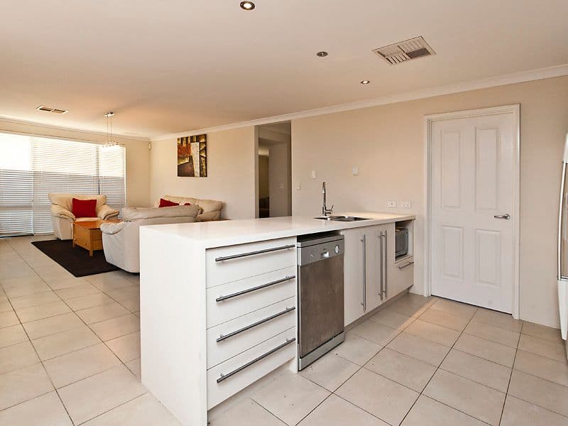 30 Wistful Parade, Aveley WA 6069, Aveley - Thumbnail 7