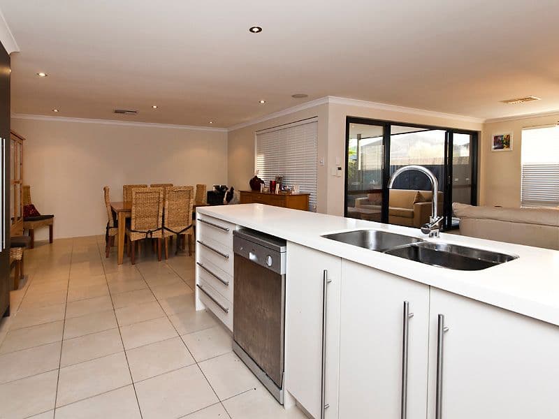 30 Wistful Parade, Aveley WA 6069, Aveley - Thumbnail 8