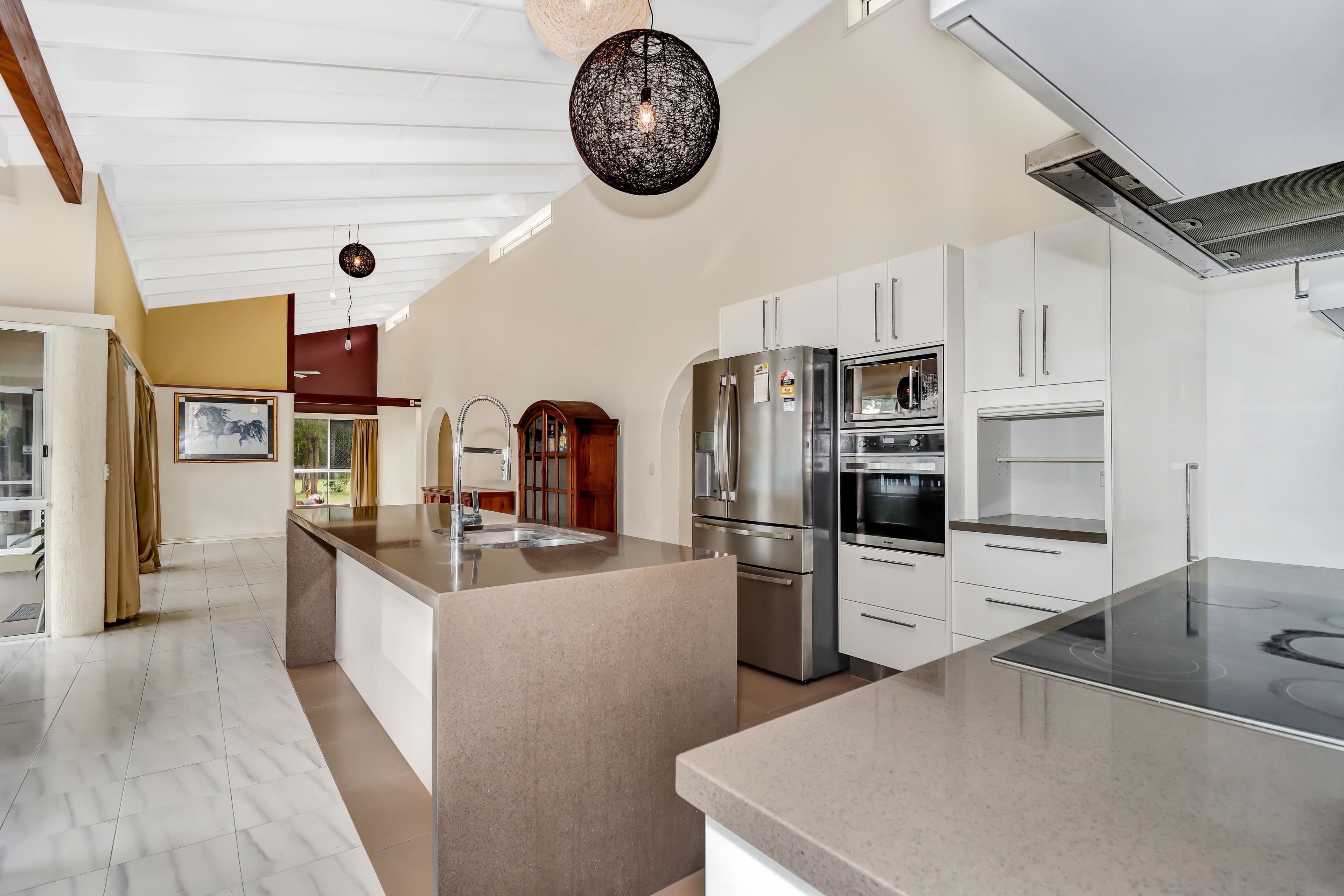 60 Maree Street, Wondunna QLD 4655, Wondunna - Thumbnail 6