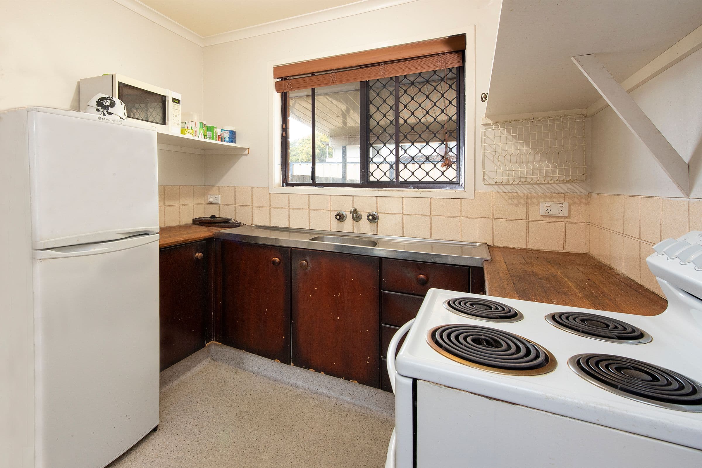32 Catherine Street, Beenleigh QLD 4207, Beenleigh - Thumbnail 3
