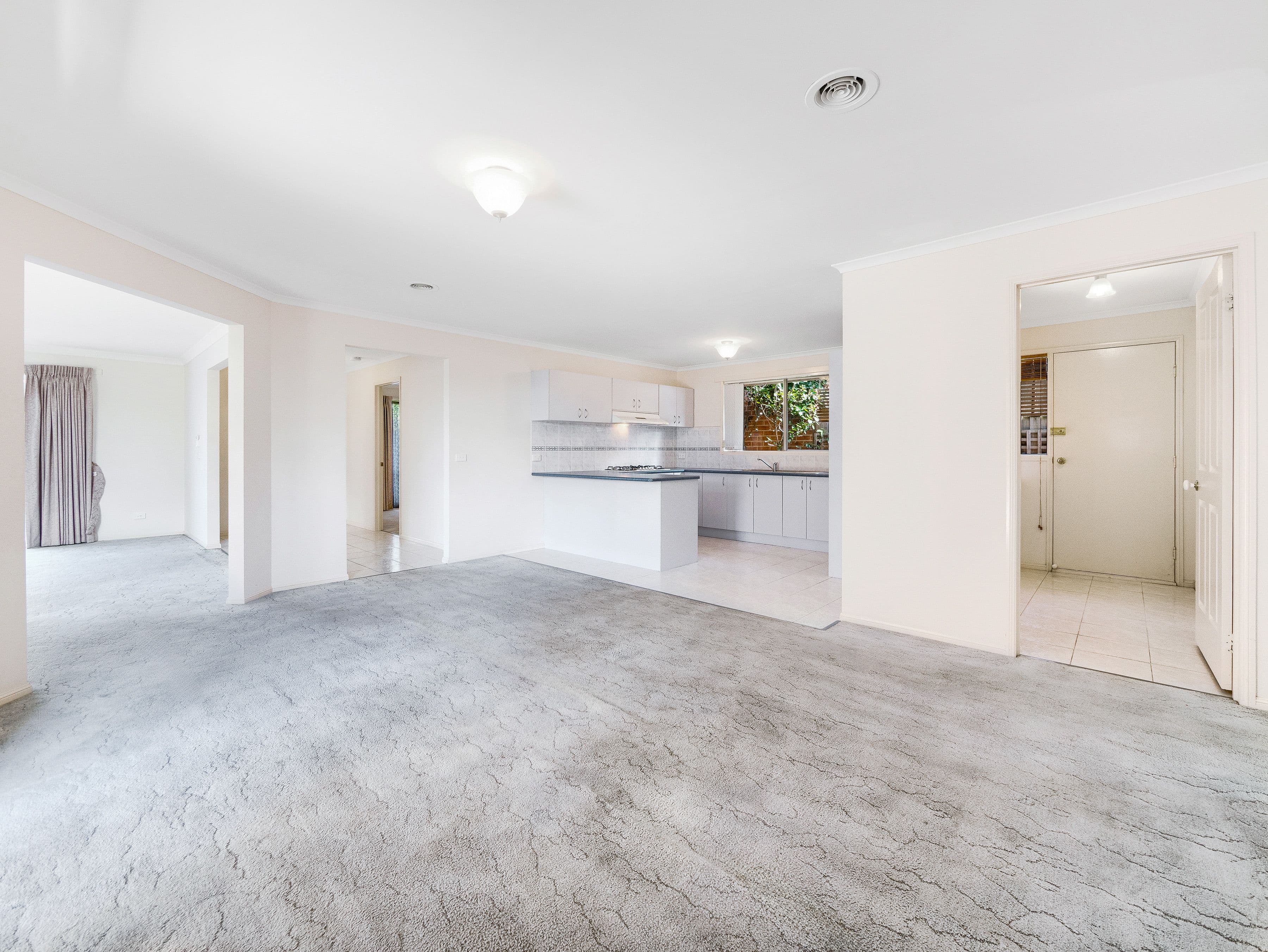 4 Roebourne Mews, Cranbourne East VIC 3977, Cranbourne East - Thumbnail 8