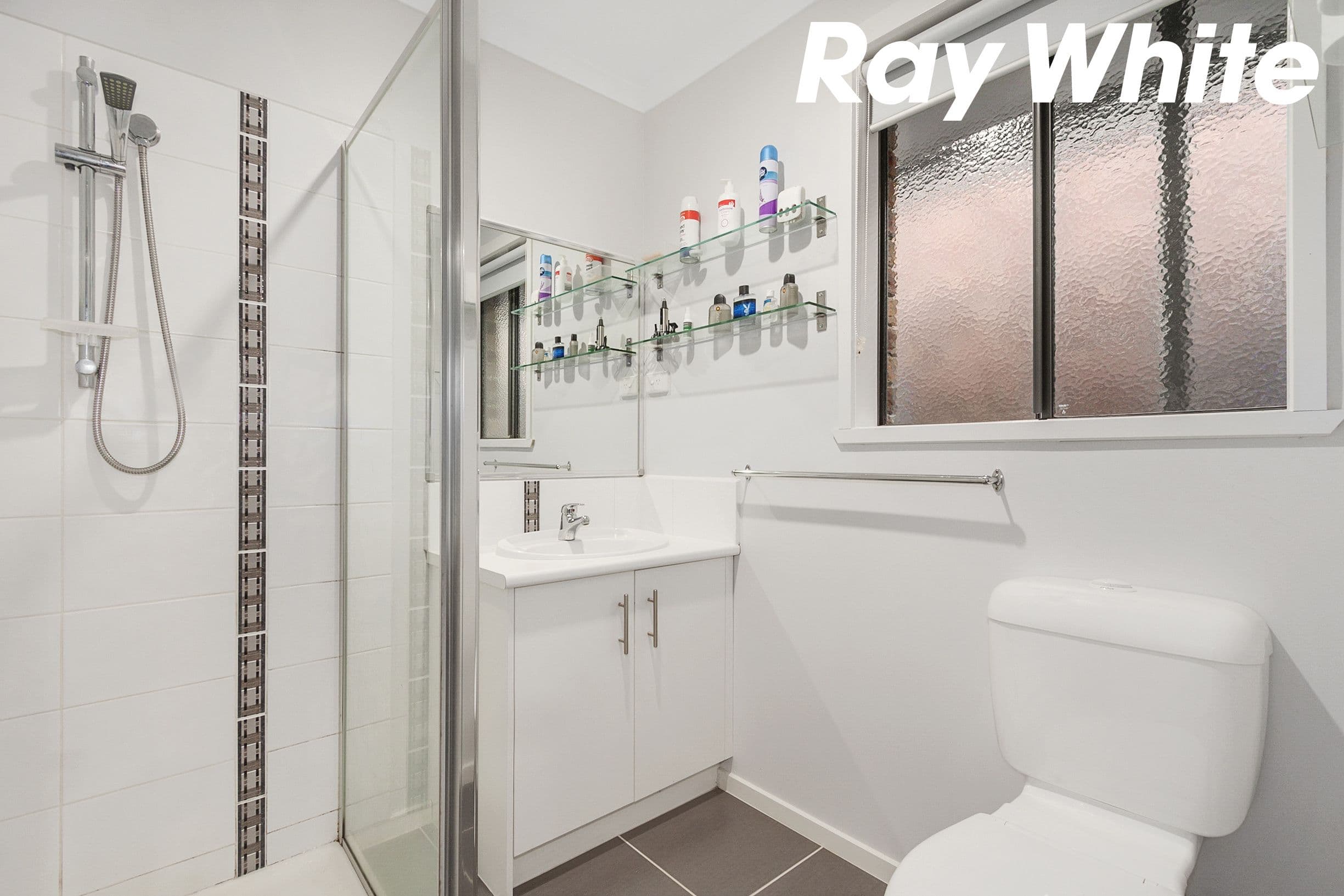 5 Raven Court, Pakenham VIC 3810, Pakenham - Thumbnail 3