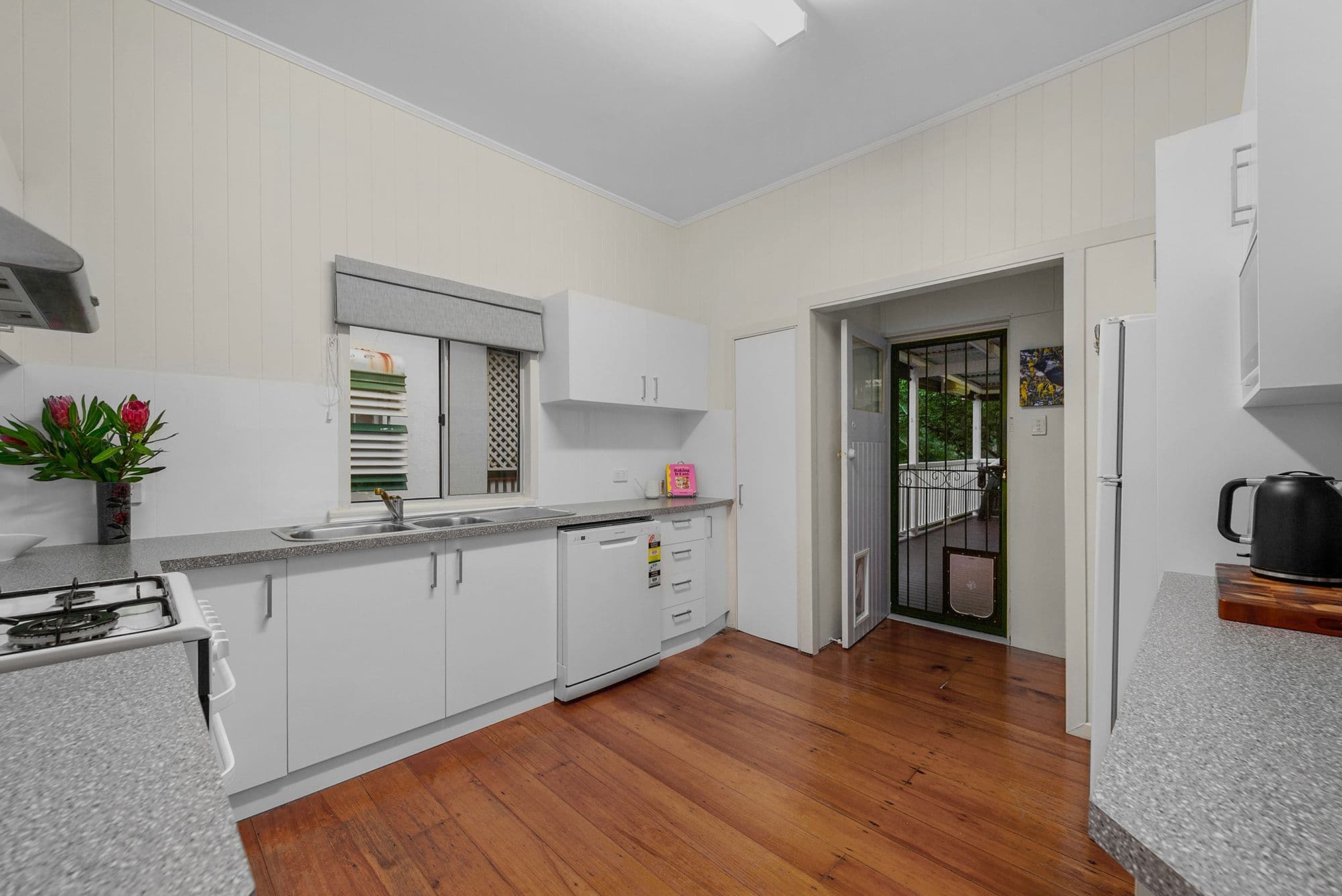 94 Brook Street, Windsor QLD 4030, Windsor - Thumbnail 8