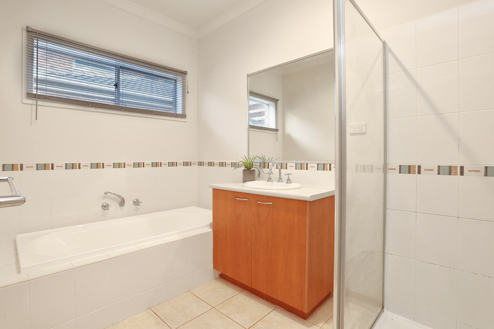 63 Lennon Boulevard, Point Cook VIC 3030, Point Cook - Thumbnail 3