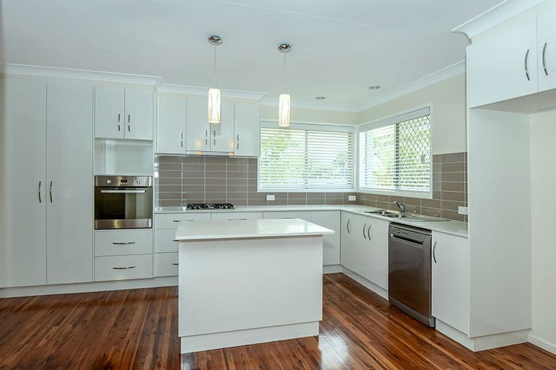 8 Veronica Court, Centenary Heights QLD 4350, Centenary Heights - Thumbnail 2
