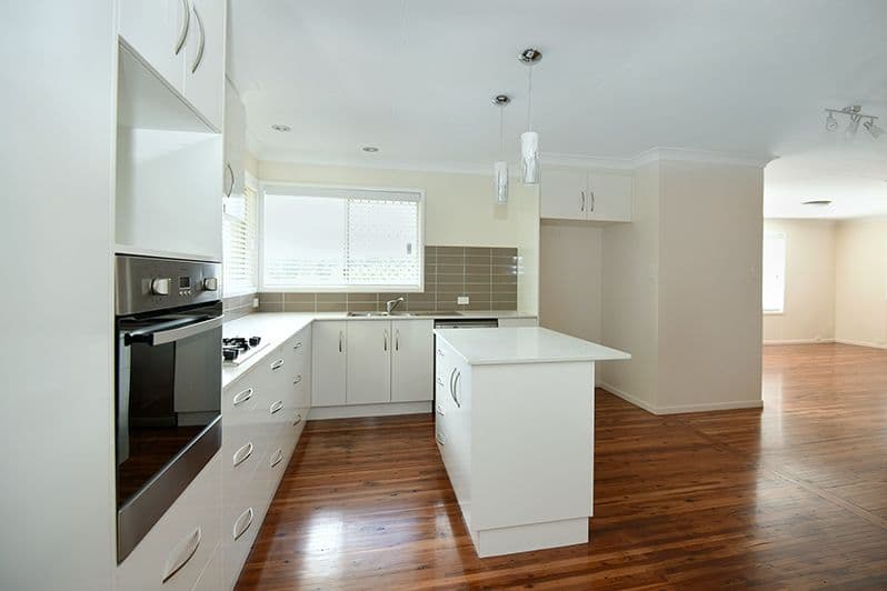 8 Veronica Court, Centenary Heights QLD 4350, Centenary Heights - Thumbnail 3