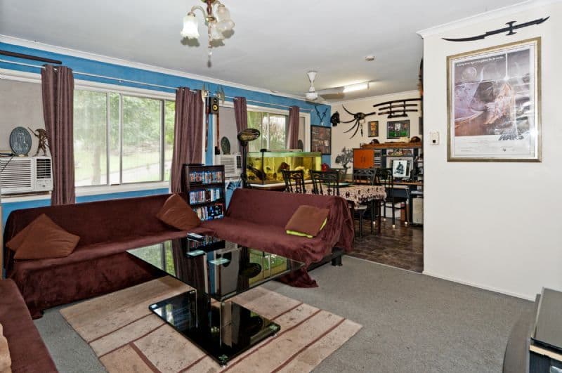 19  Sherwood Crescent, BELLBIRD PARK QLD 4300, Bellbird Park - Thumbnail 2