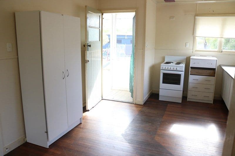 3 Melbourne Street, Brassall QLD 4305, Brassall - Thumbnail 3