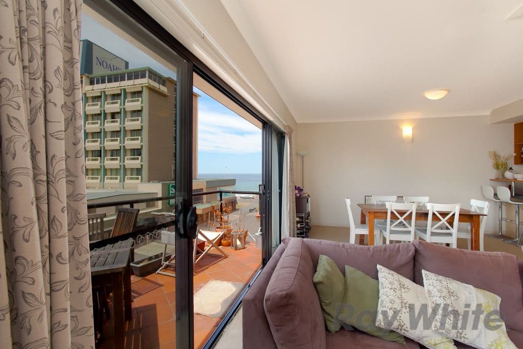 38 Zaara Street, NEWCASTLE NSW 2300, Newcastle East - Image 1