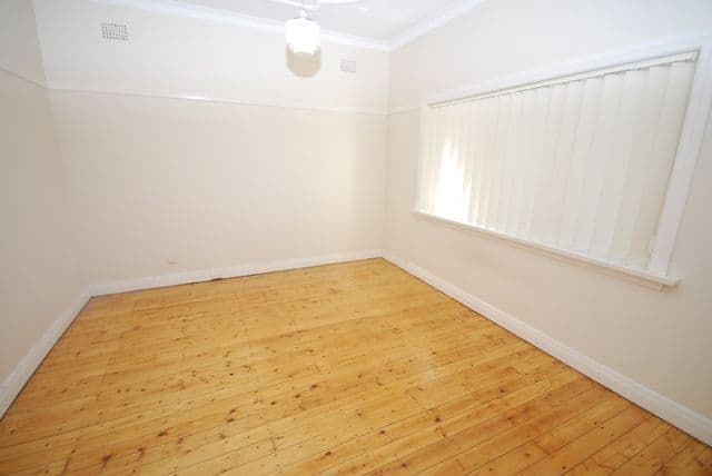 4 Albion Street, MERRYLANDS NSW 2160, Merrylands - Thumbnail 4