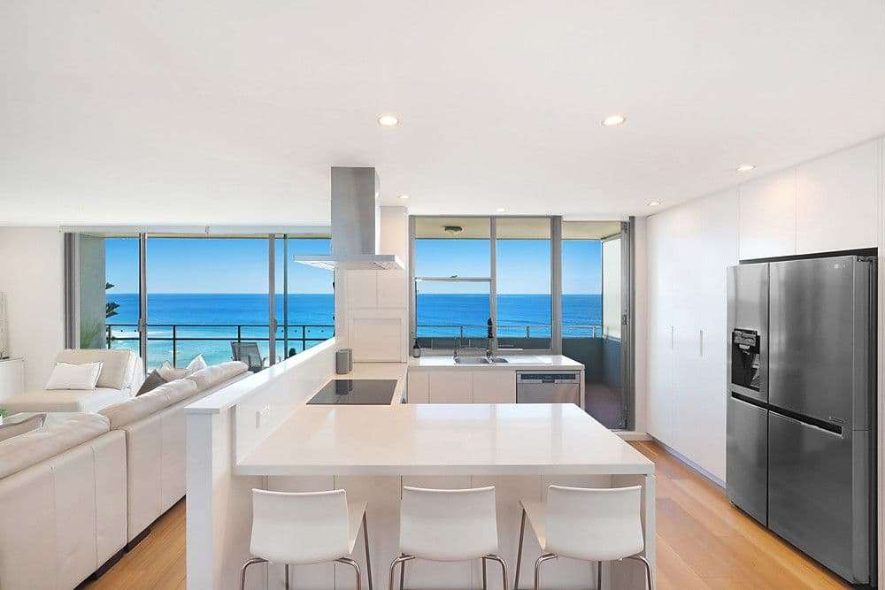 11 Ocean Street, Narrabeen NSW 2101, Narrabeen - Thumbnail 2