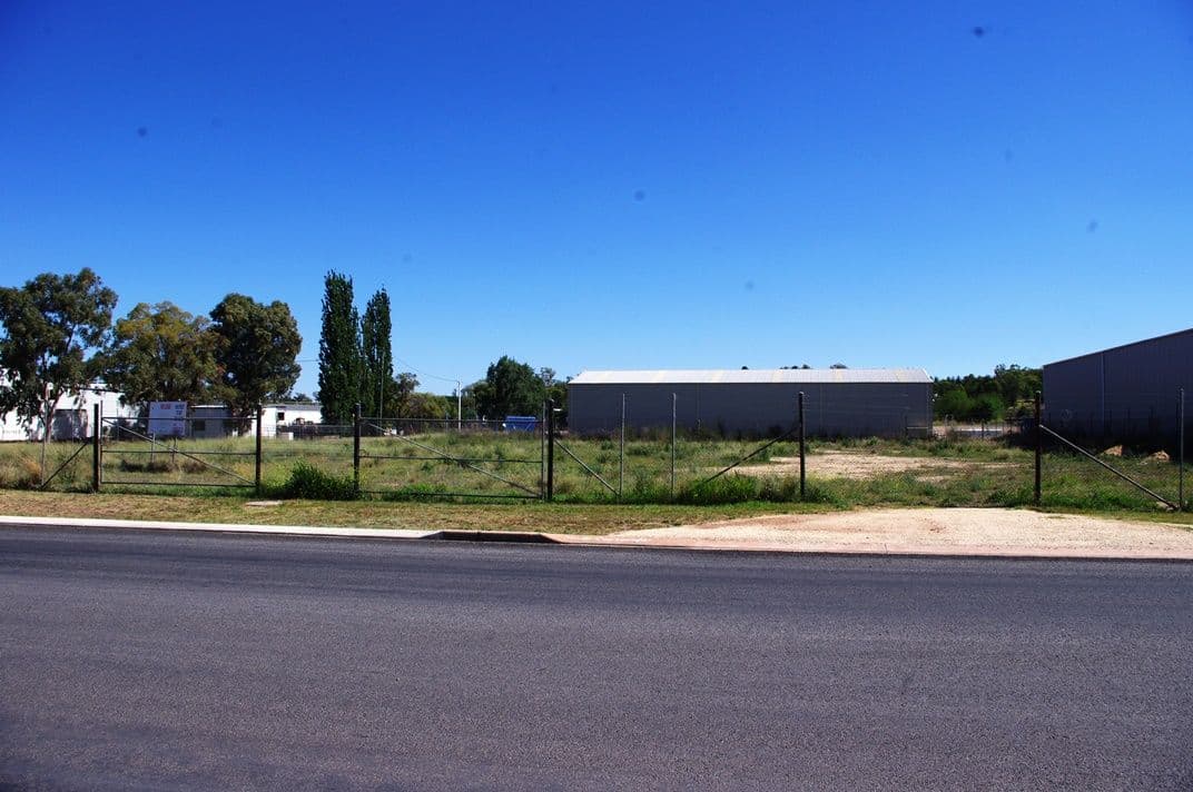 18 Brissett Street, Inverell NSW 2360, Inverell - Image 1