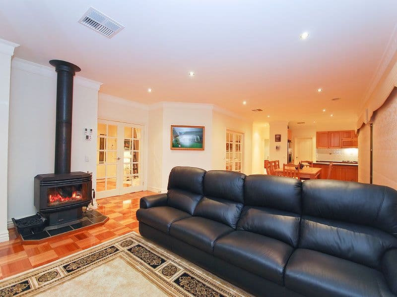 40 Cranesbill Lane, MICKLEHAM VIC 3064, Mickleham - Thumbnail 4