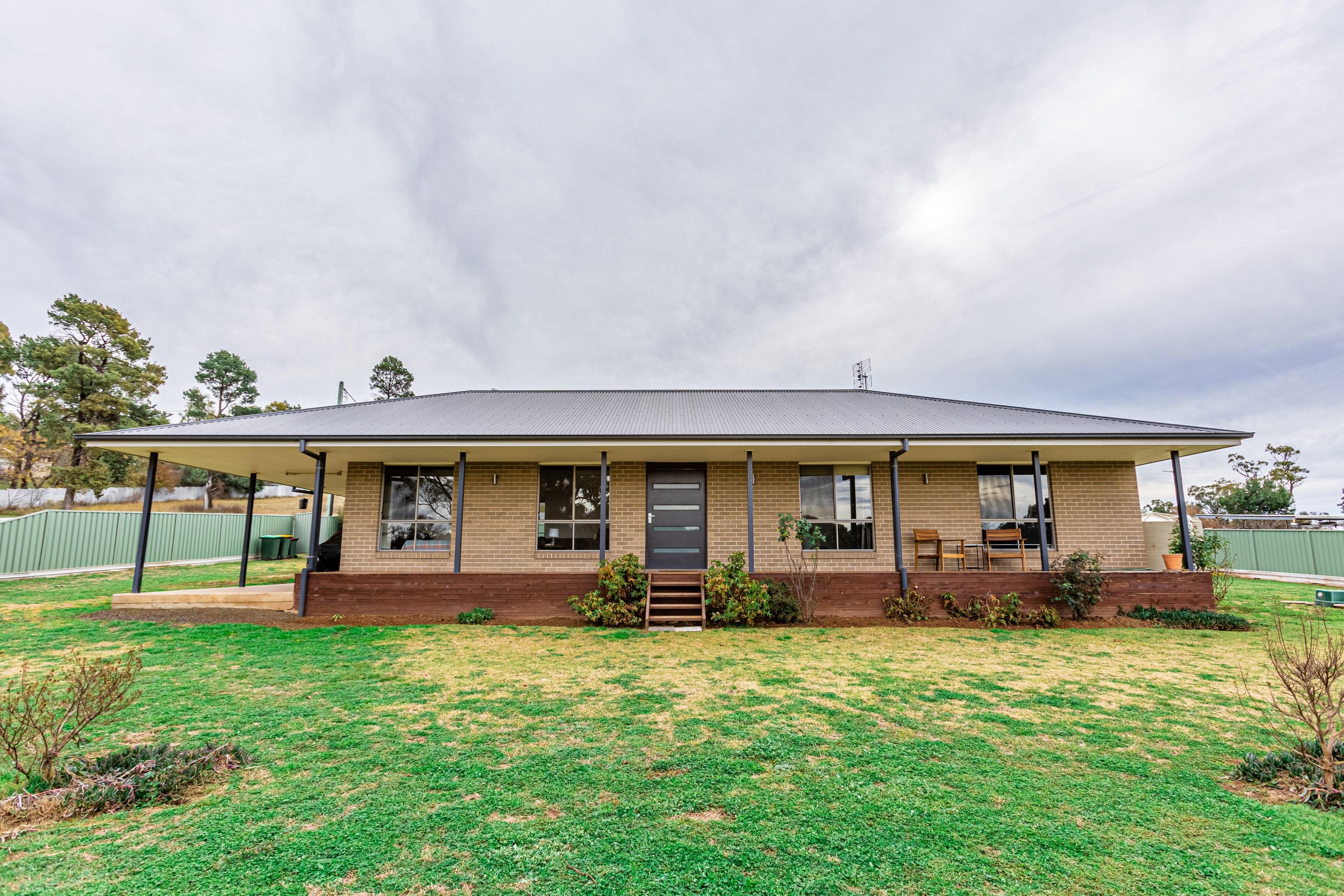 17 Paxton Street, Geurie NSW 2818, Geurie - Image 1
