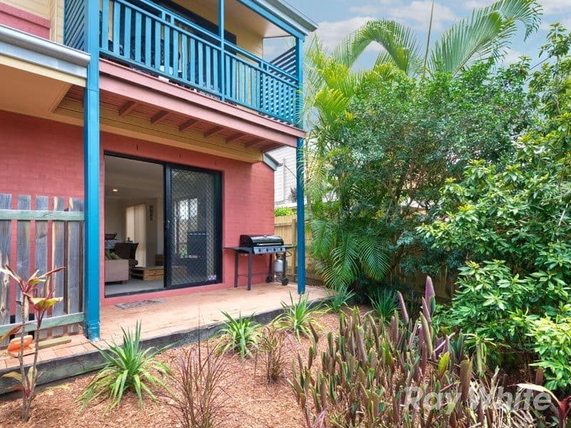 242 Pickering Street, GAYTHORNE QLD 4051, Gaythorne - Image 1