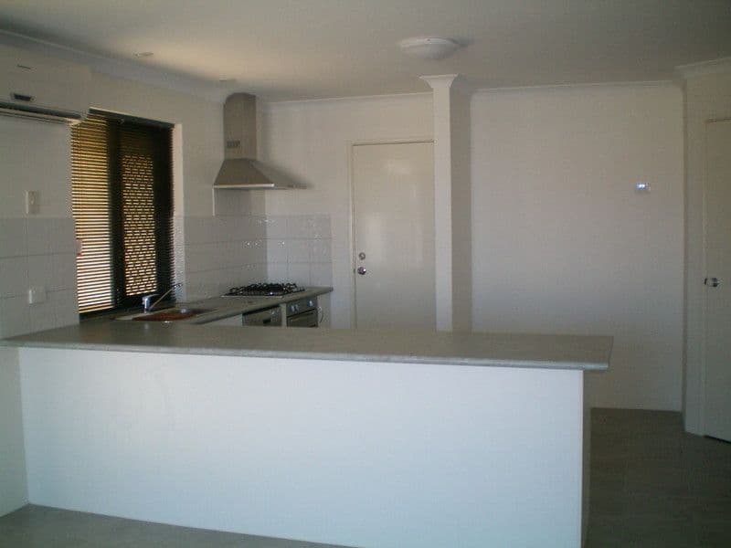 12 Whitworth Drive, SUNSET BEACH WA 6530, Sunset Beach - Thumbnail 4