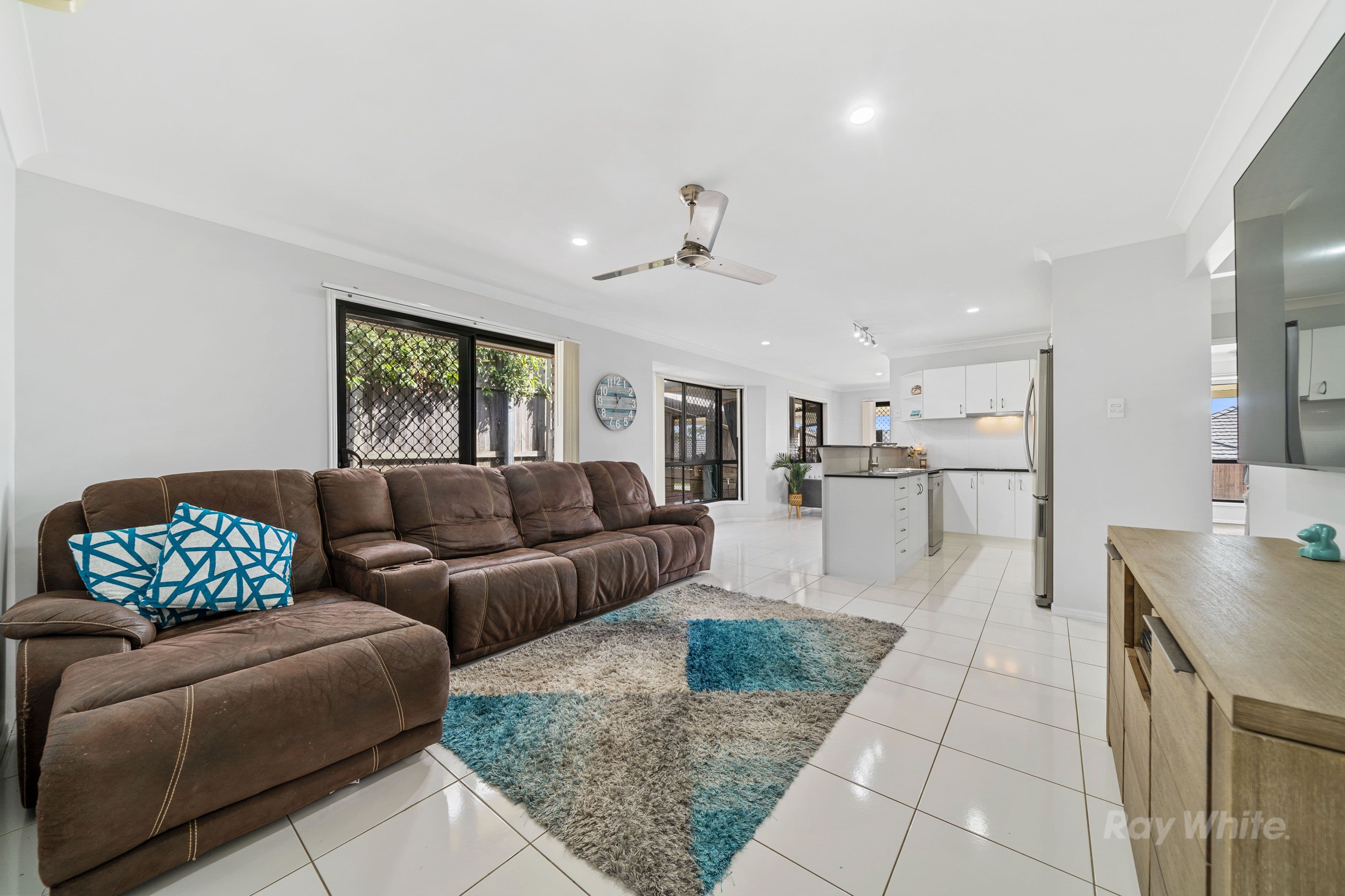 5 Antonia Place, Ormeau QLD 4208, Ormeau - Thumbnail 4