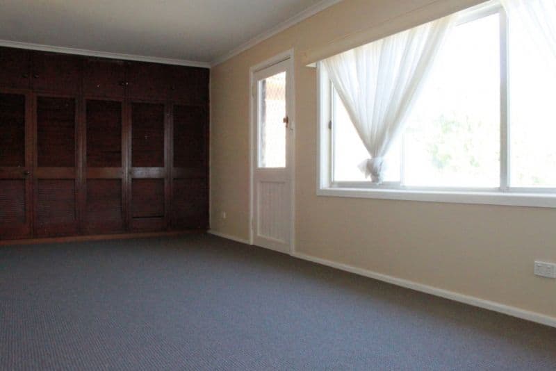 54 Wood Road, GRIFFITH NSW 2680, Griffith - Thumbnail 3