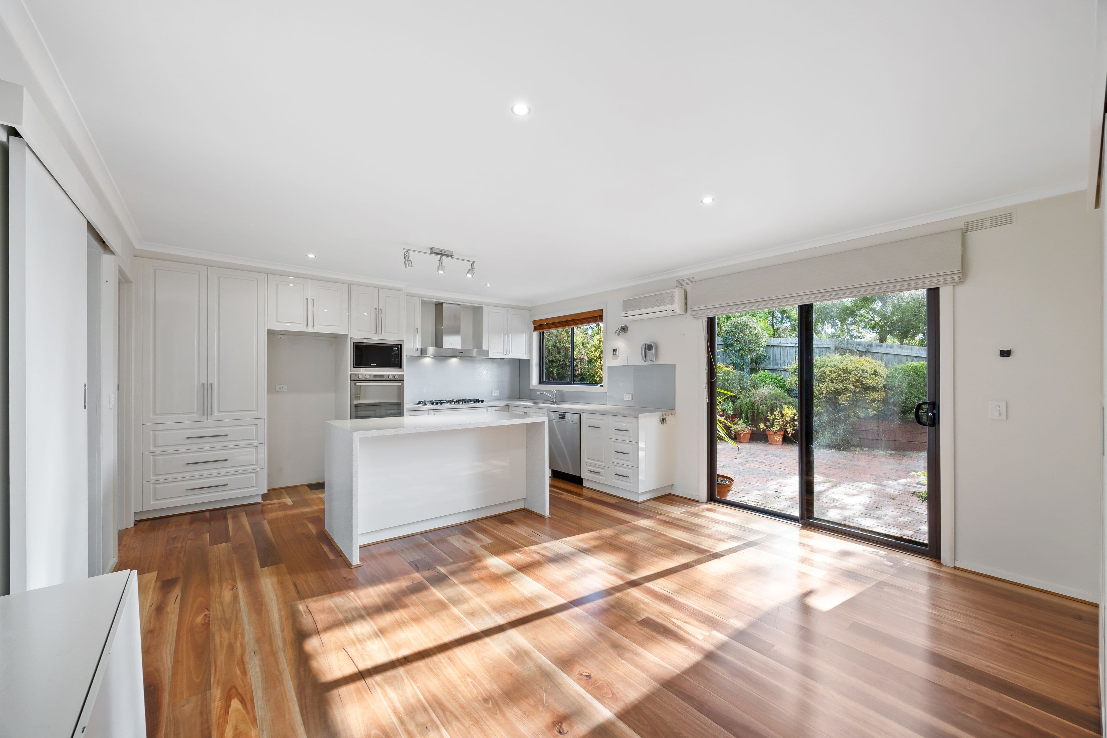 13 Marina Drive, Mount Clear VIC 3350, Mount Clear - Thumbnail 5