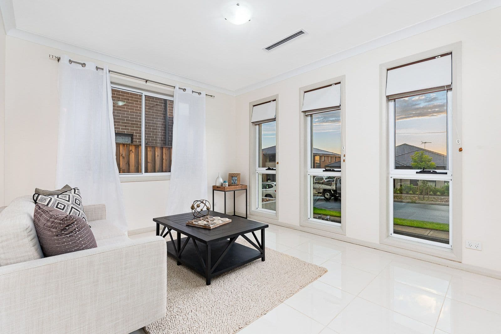 8 Belford Avenue, NORTH KELLYVILLE NSW 2155, North Kellyville - Thumbnail 2