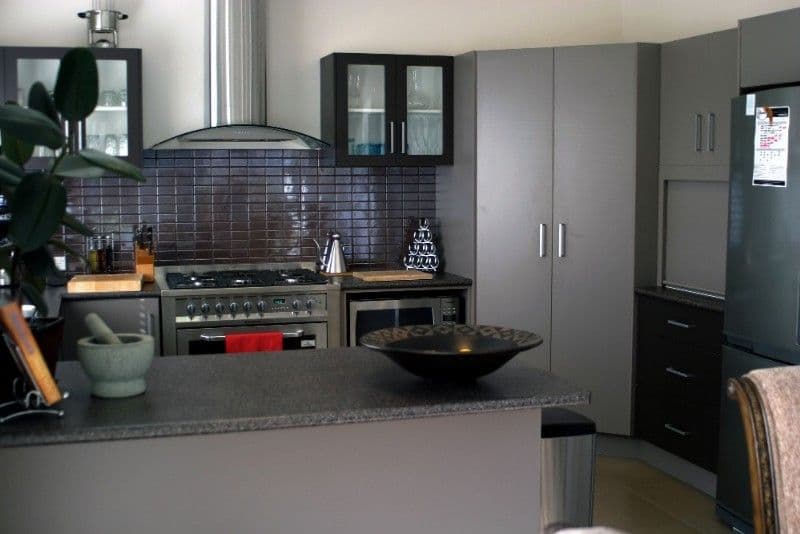 34 Pine Street, Wynnum, QLD, 4178, Wynnum - Thumbnail 3