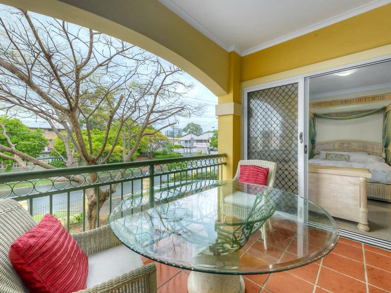50 Kent Street, Hamilton QLD 4007, Hamilton - Thumbnail 2