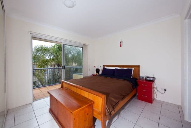 19 Monaco Street, SURFERS PARADISE QLD 4217, Surfers Paradise - Thumbnail 3