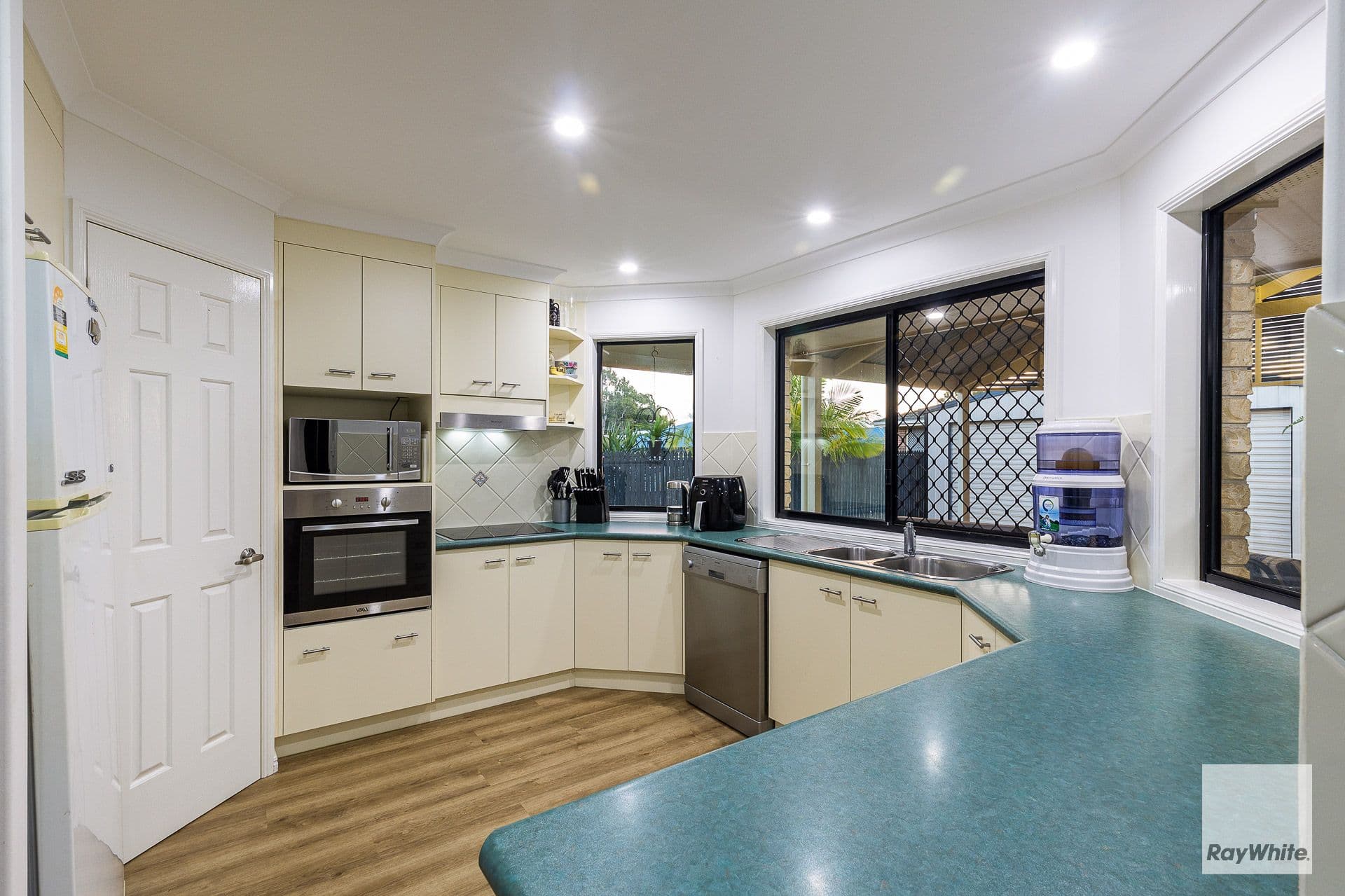 10 Hooper Street, Birkdale QLD 4159, Birkdale - Thumbnail 5