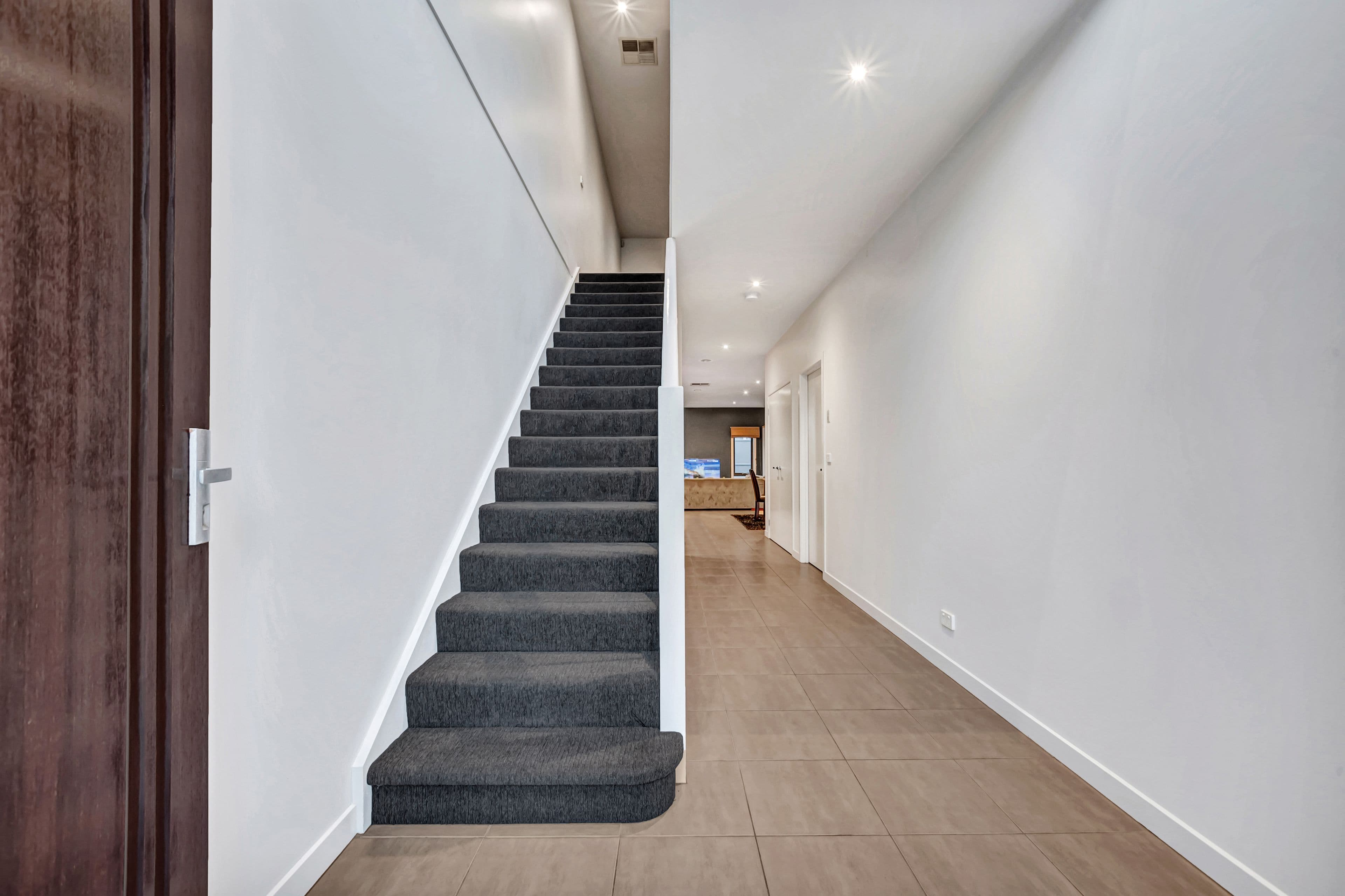 8 Seddon Place, Caroline Springs VIC 3023, Caroline Springs - Thumbnail 2