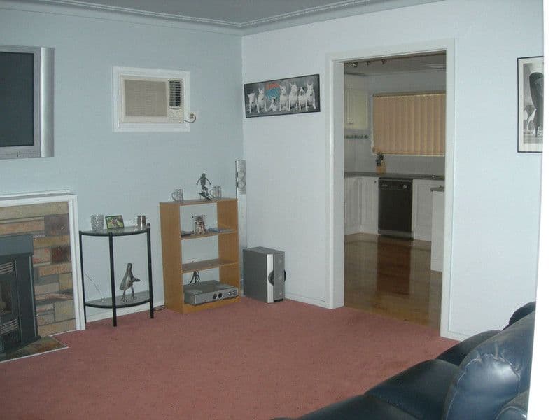 3 Manson Drive, MELTON SOUTH VIC 3338, Melton South - Thumbnail 5
