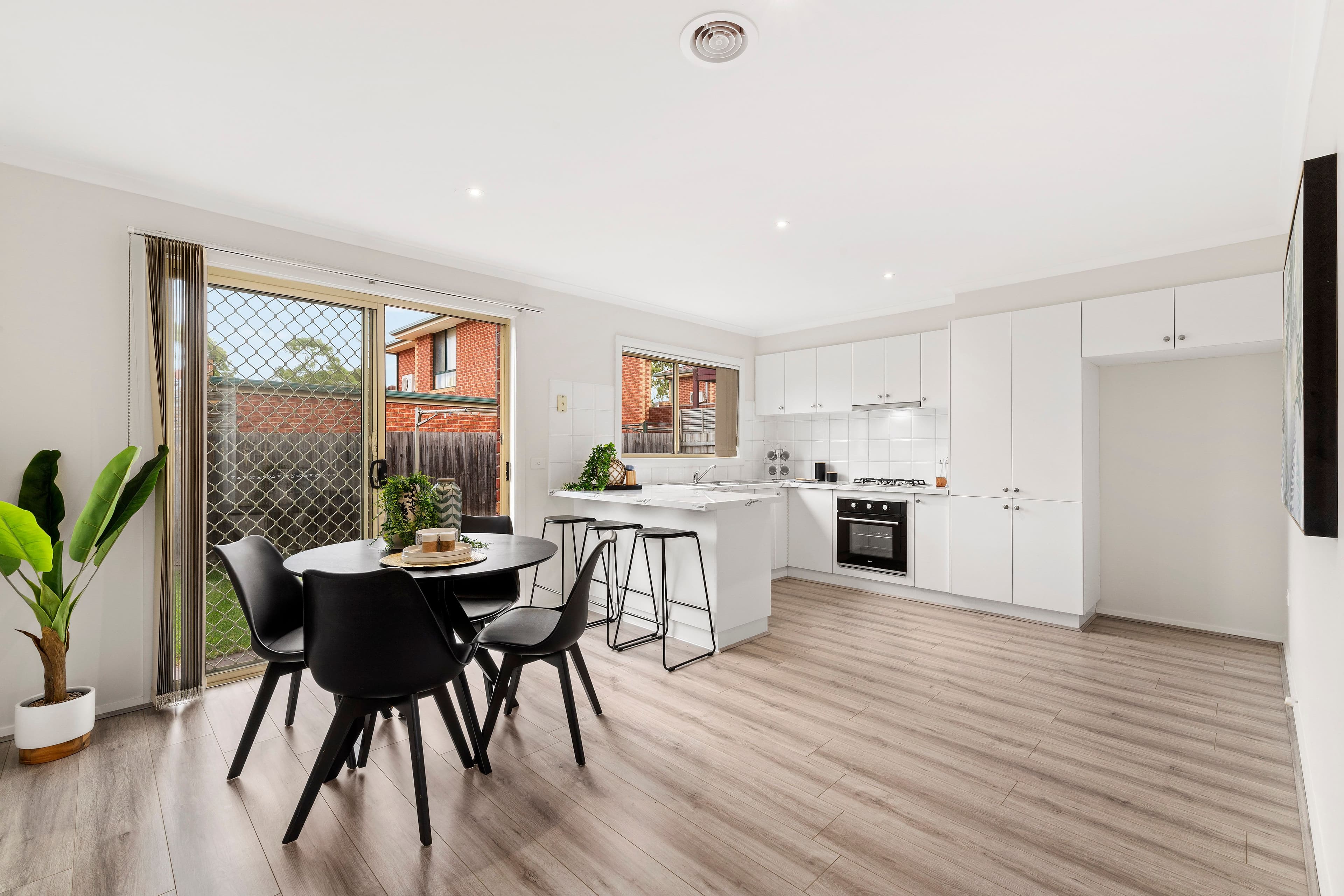 6 Melrose Place, Mill Park VIC 3082, Mill Park - Thumbnail 4
