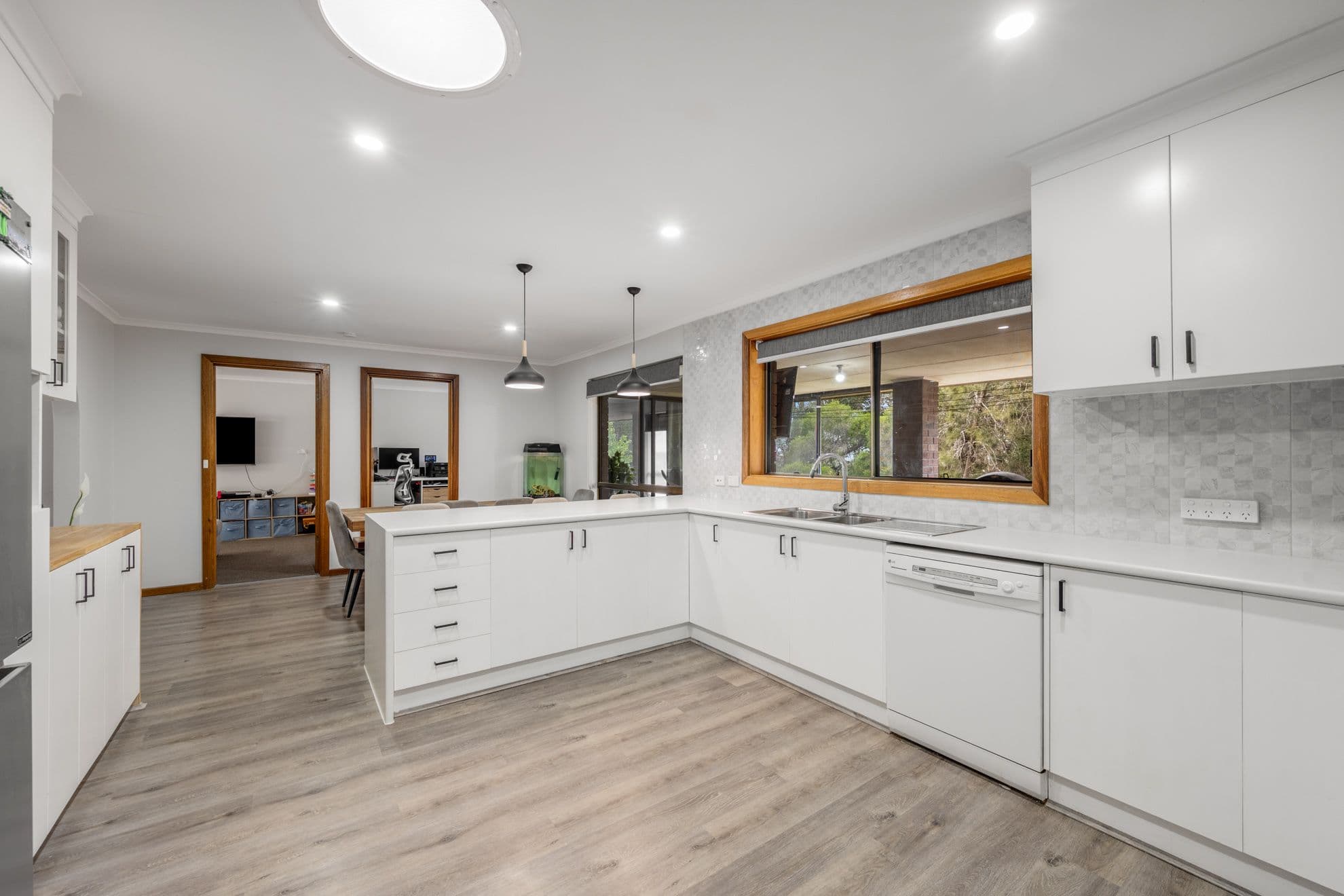23 Derwent Court, Mount Gambier SA 5290, Mount Gambier - Thumbnail 5
