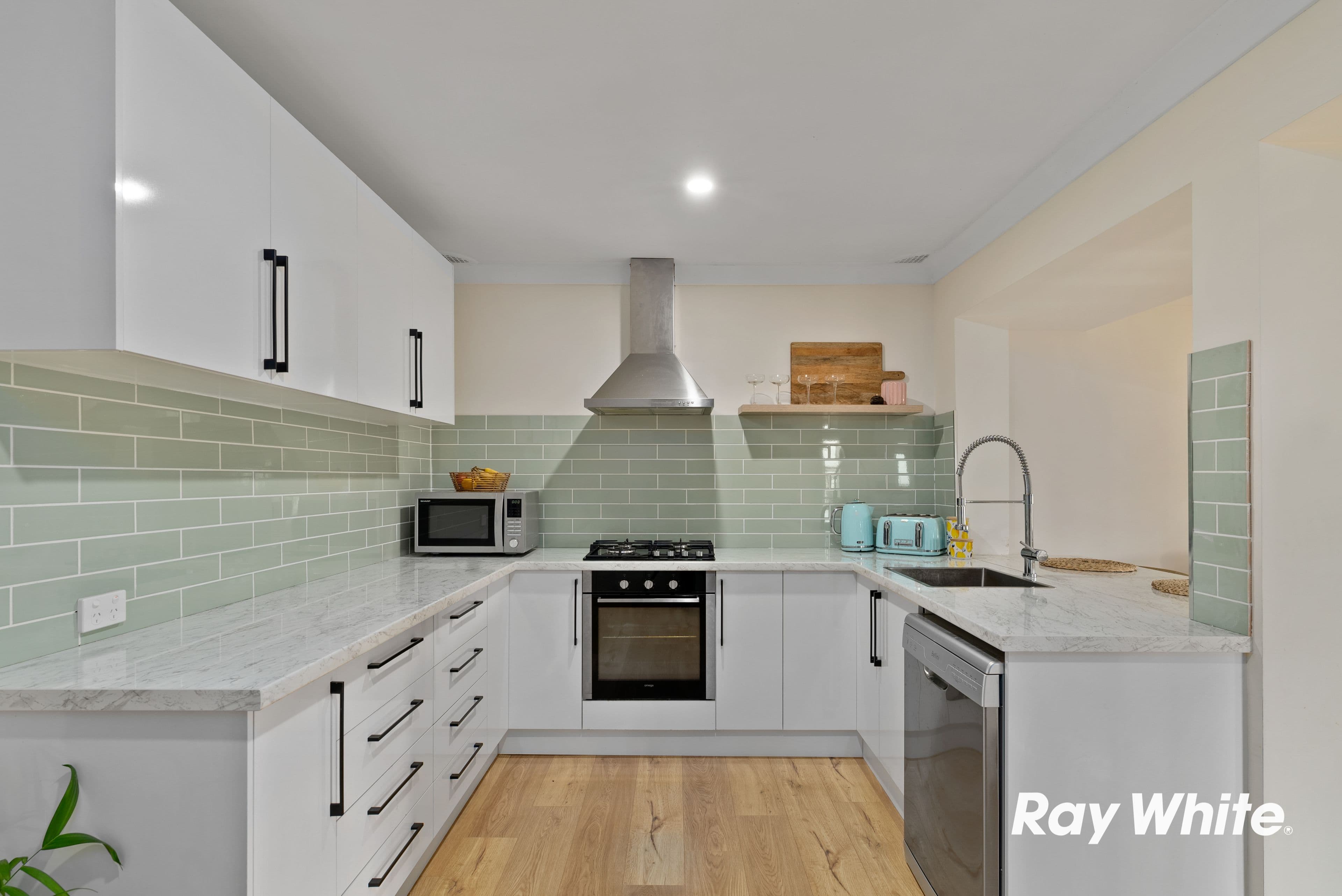 46 Tallagandra Drive, Quakers Hill NSW 2763, Quakers Hill - Thumbnail 4