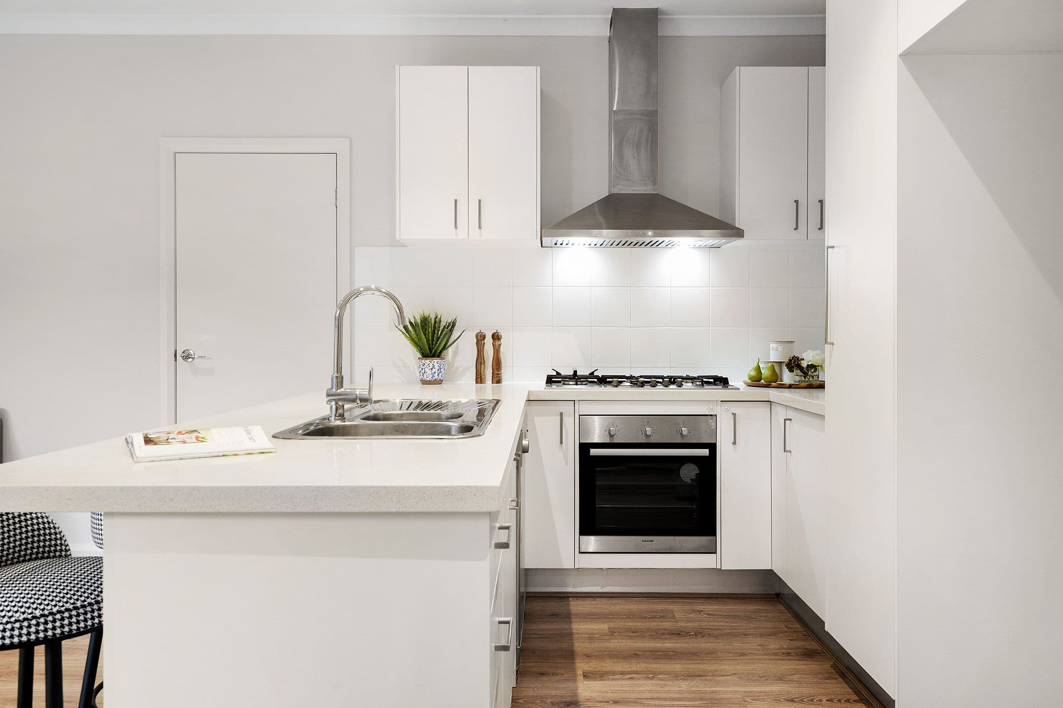 2 Alice Street, Clayton VIC 3168, Clayton - Thumbnail 3