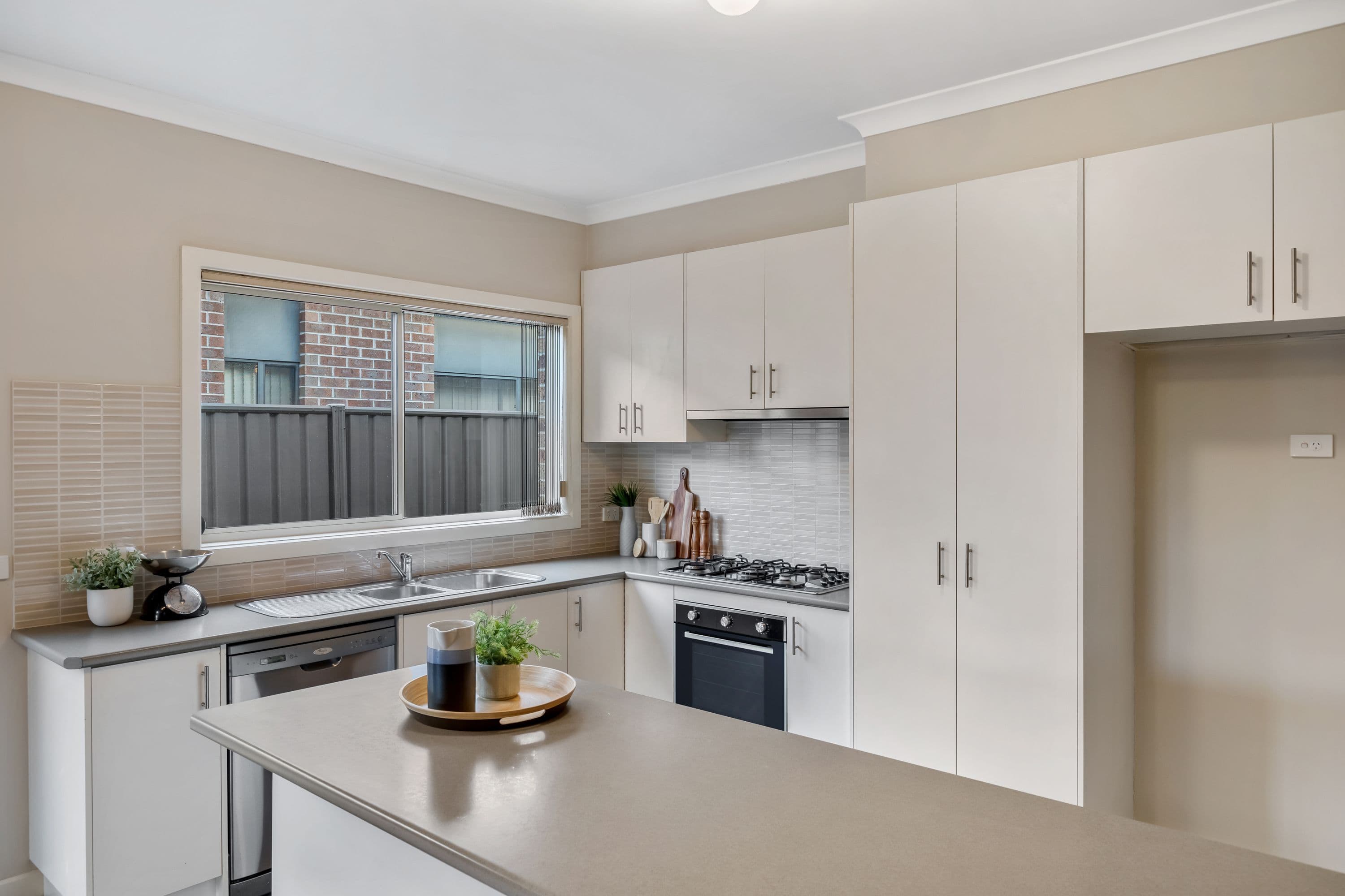 11 Conelly Way, South Morang VIC 3752, South Morang - Thumbnail 3