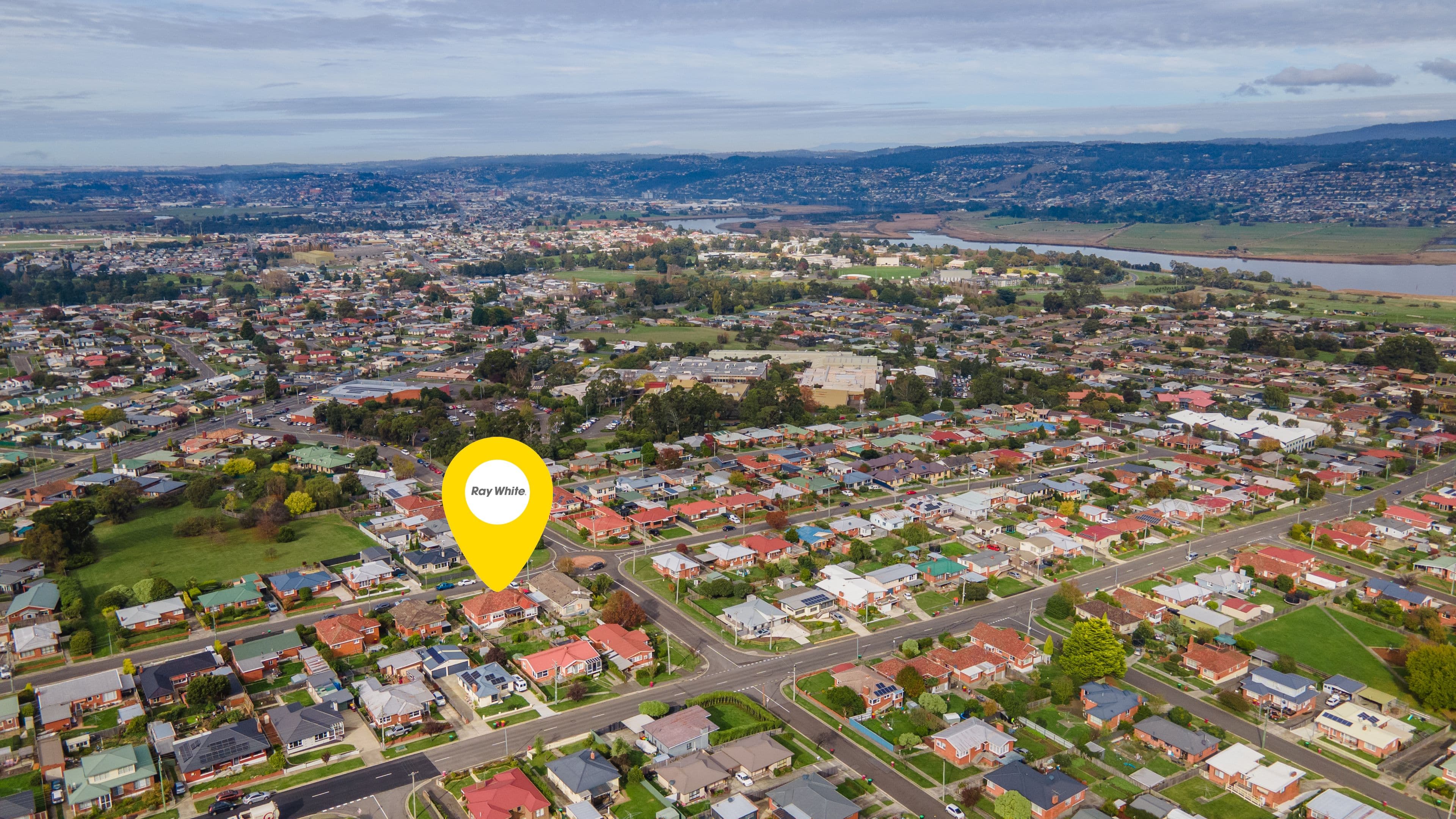 24 Cornwall Crescent, Newnham TAS 7248, Newnham - Thumbnail 2