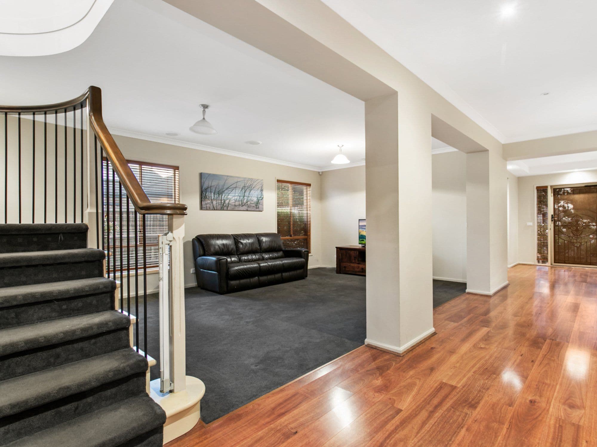 13 Hillgrove Crescent, Berwick VIC 3806, Berwick - Thumbnail 2