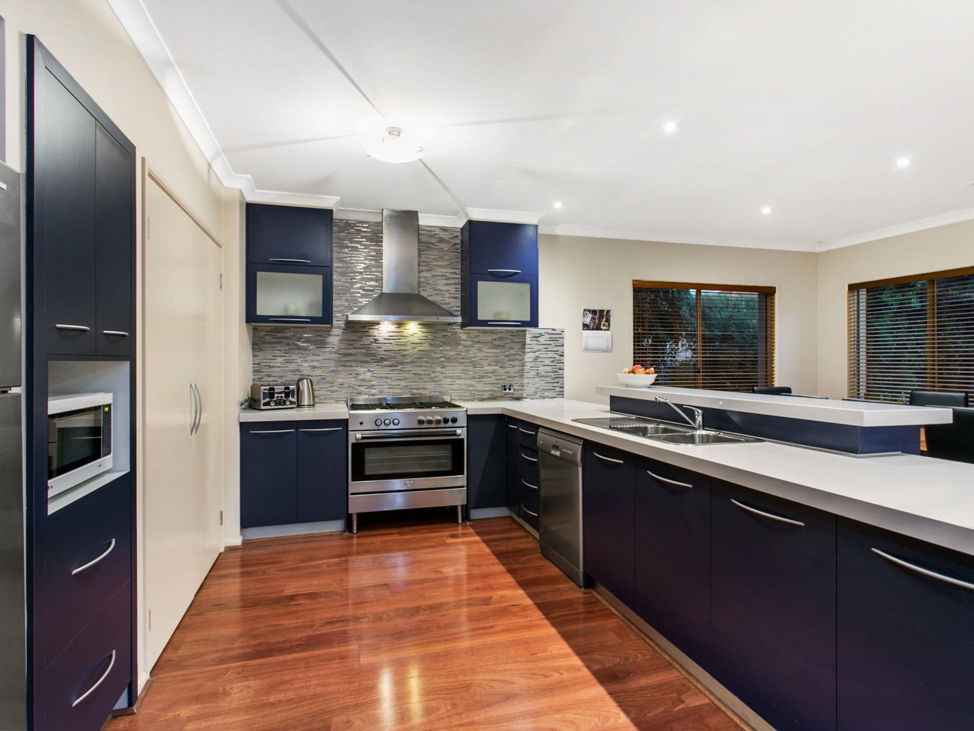 13 Hillgrove Crescent, Berwick VIC 3806, Berwick - Thumbnail 5